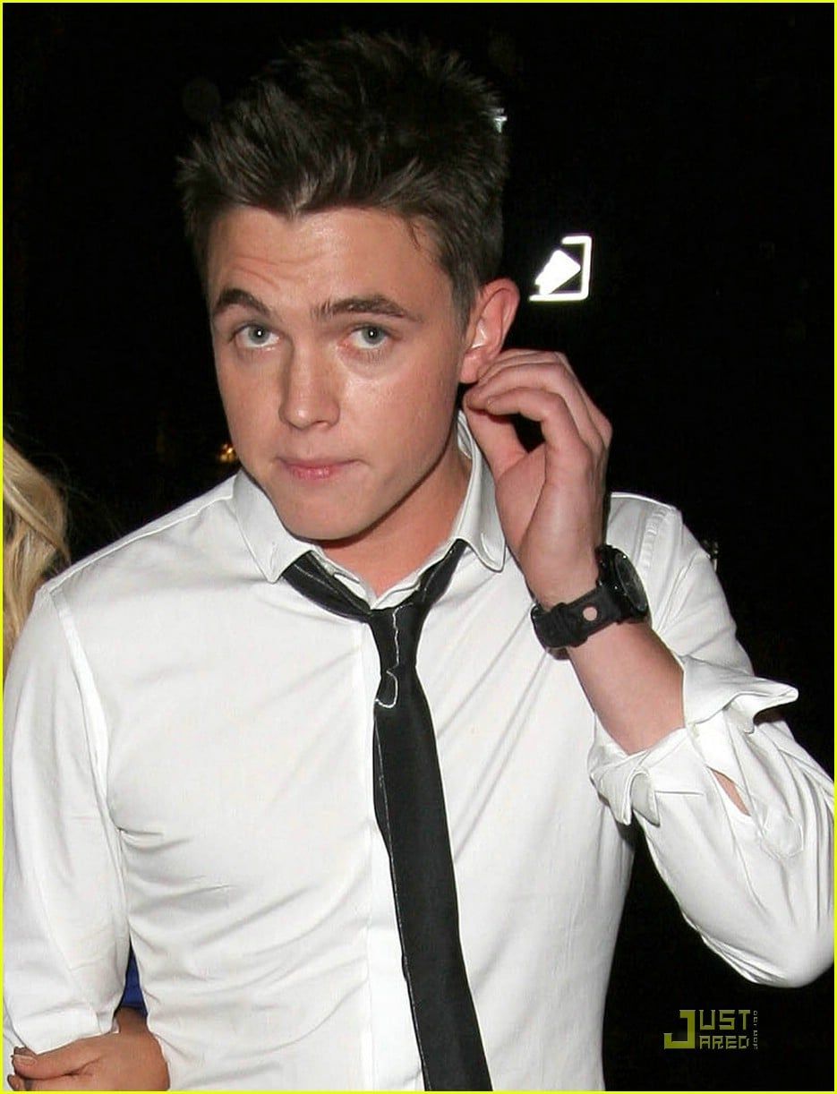 935x1222 Jesse McCartney & Aubrey O'Day: New Couple?: Photo 1148711. Aubrey O'Day, Jesse McCartney Photo. Just Jared: Entertainment News