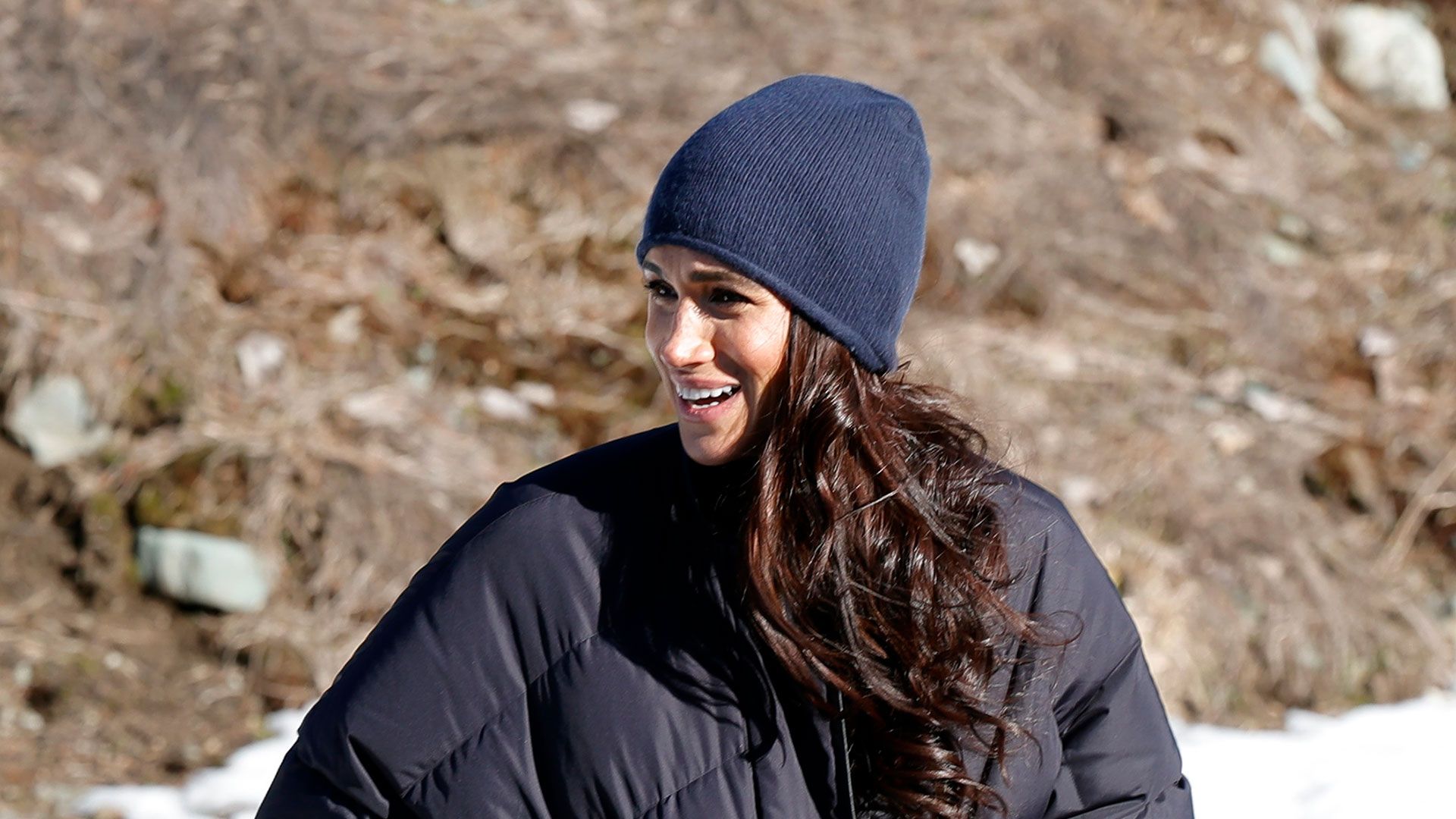 1920x1080 Meghan Markle Nailed The Low Effort Updo In A Brand New Pic From Her Canada Trip