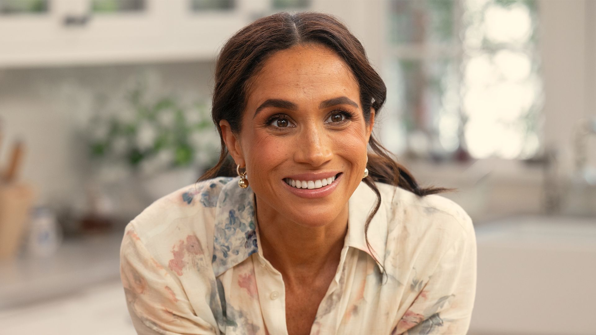 1920x1080 With Love, Meghan is the dark pinnacle of background TV