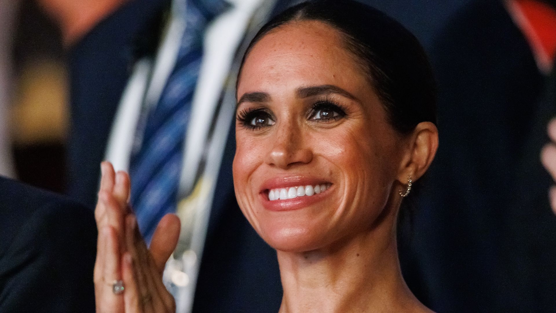 1920x1080 Meghan Markle celebrates her birthday after an exciting several months