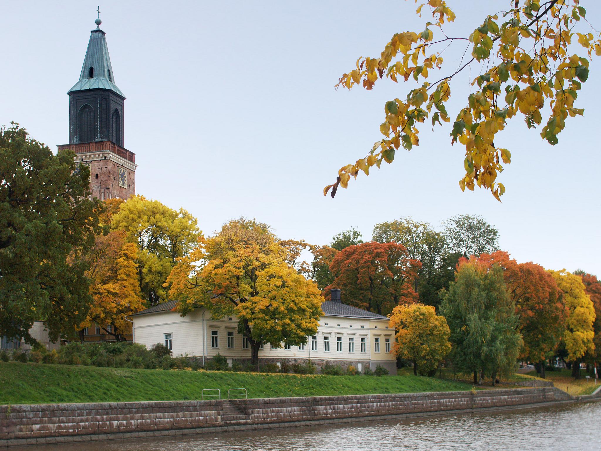 2048x1536 Autumn in