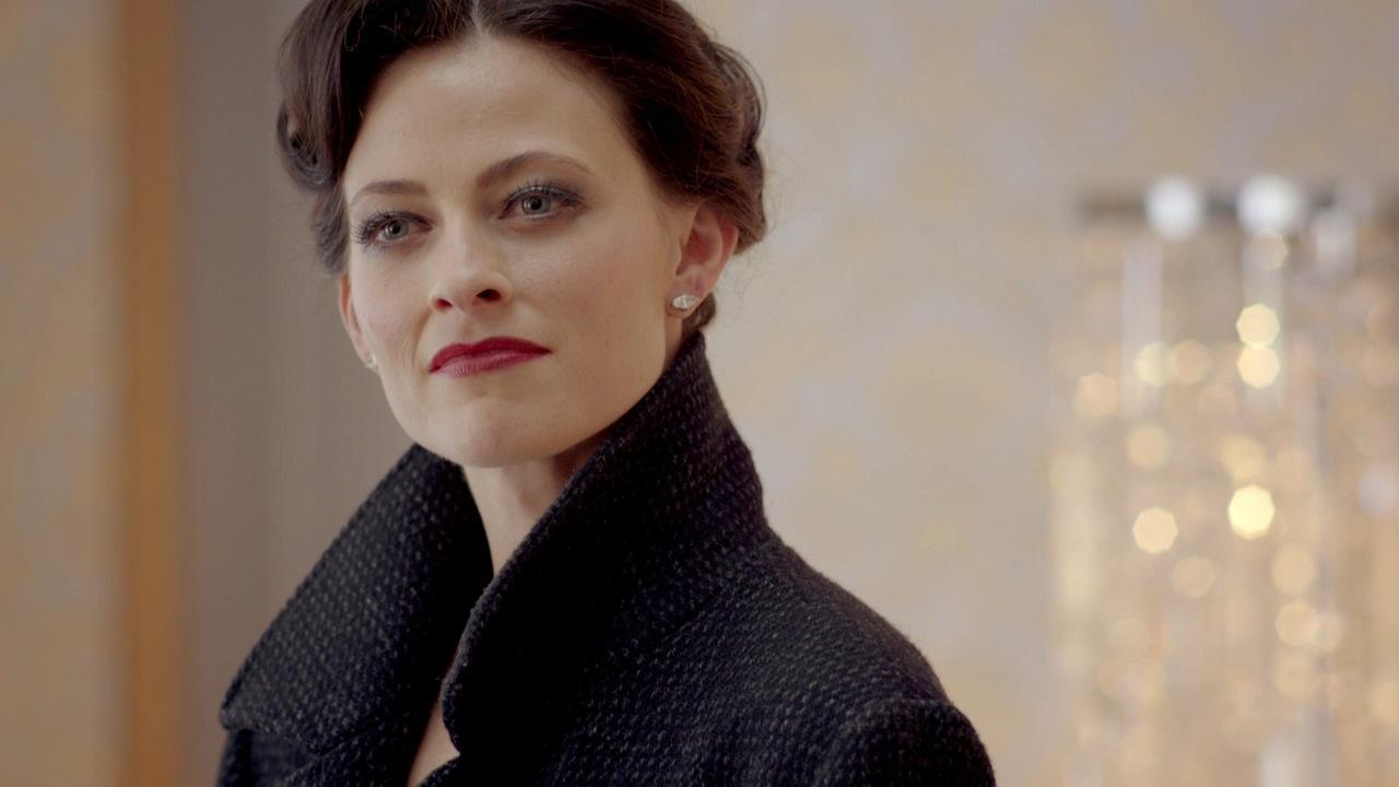 1280x720 Lara Pulver Wallpaper