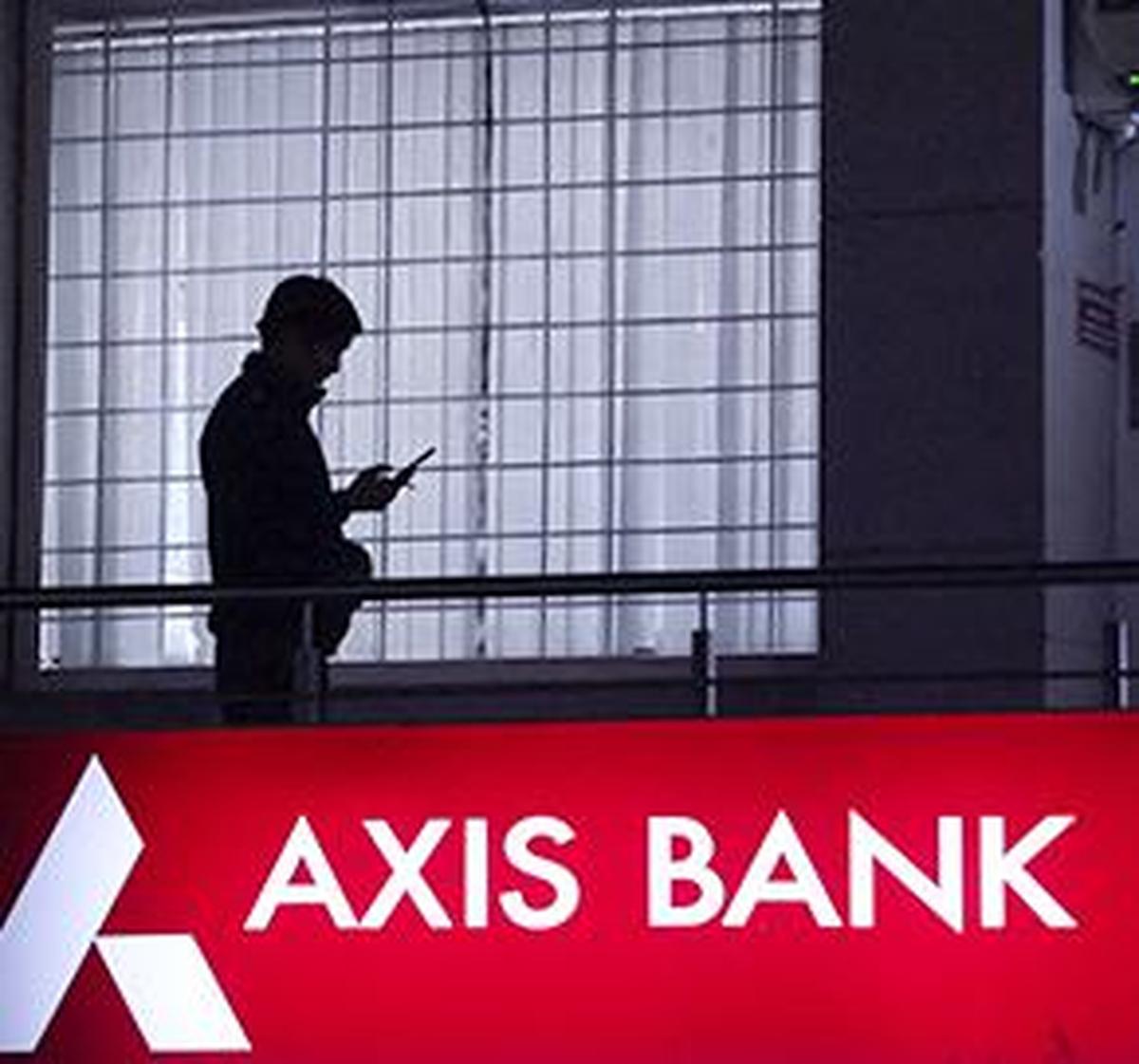 1200x1121 Axis Bank executes aircraft financing deal from GIFT City IFSC unit