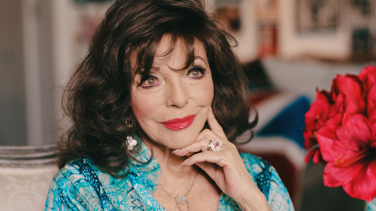 1600x900 In Joan Collins Documentary, She Just Gets on With It