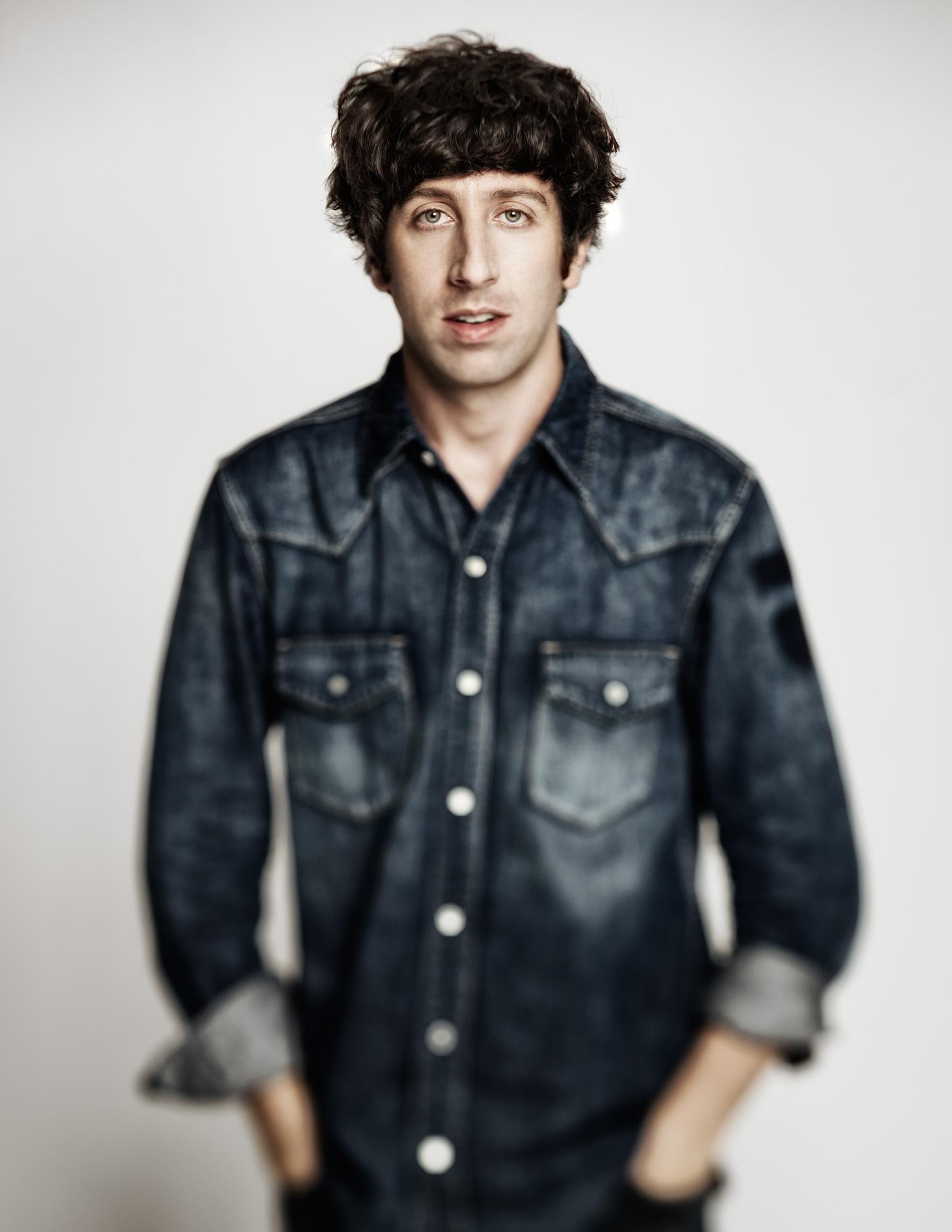 1545x2000 Simon Helberg Wallpaper