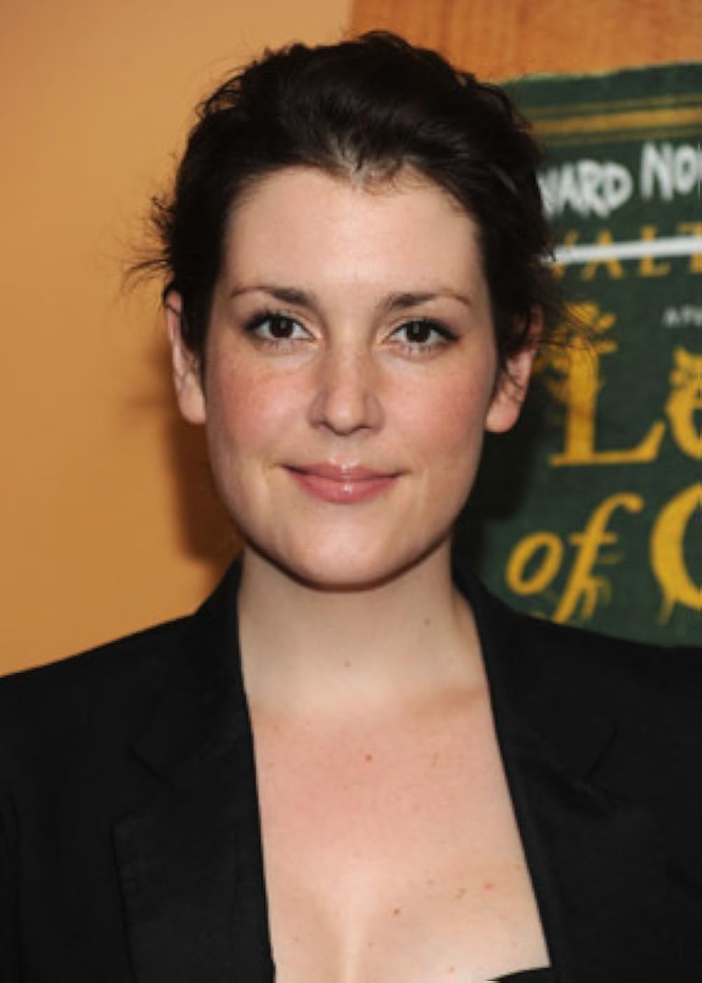 1000x1399 Melanie Lynskey