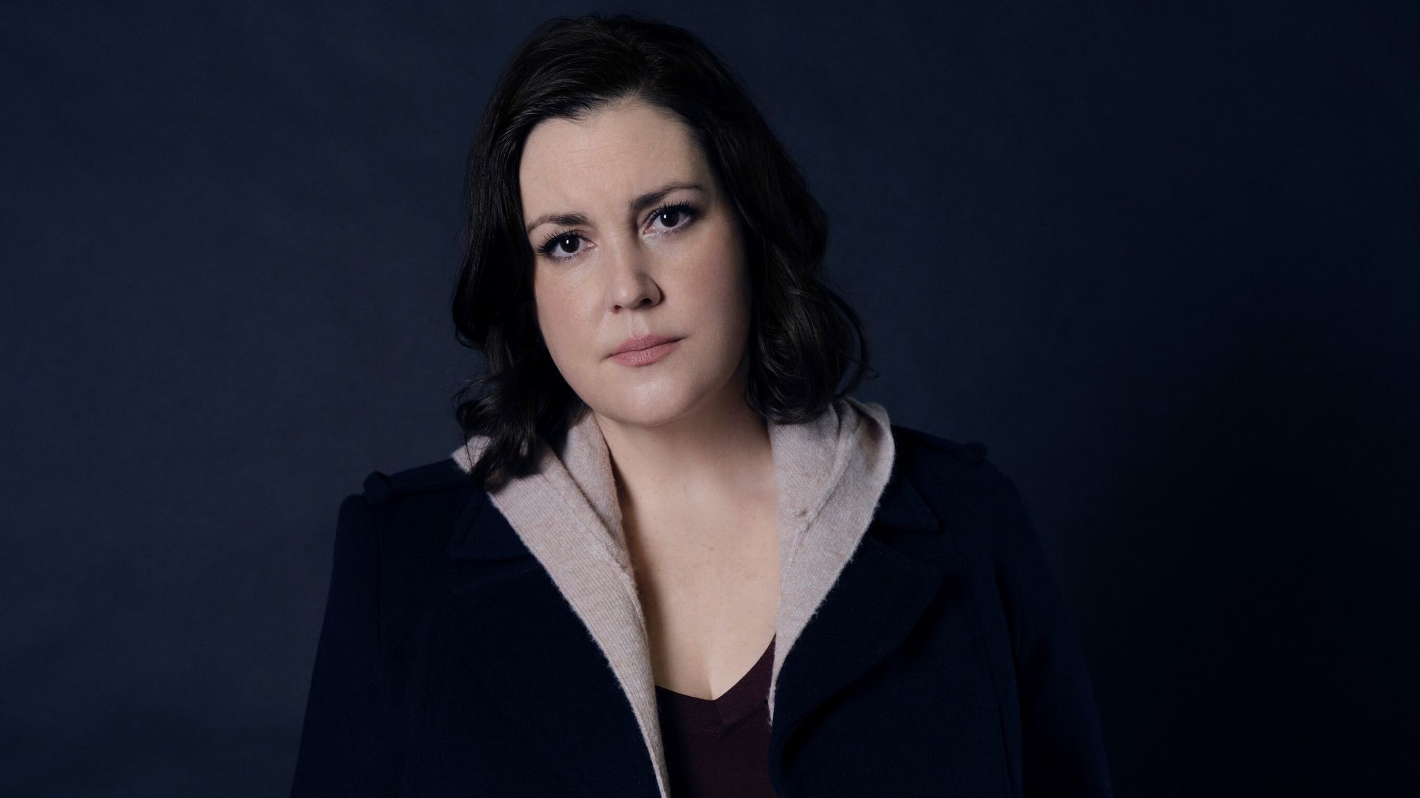 2048x1152 Yellowjackets star Melanie Lynskey on the hit show, why she loves criticism, and her husband's secret The Last Of Us cameo. Ents & Arts News