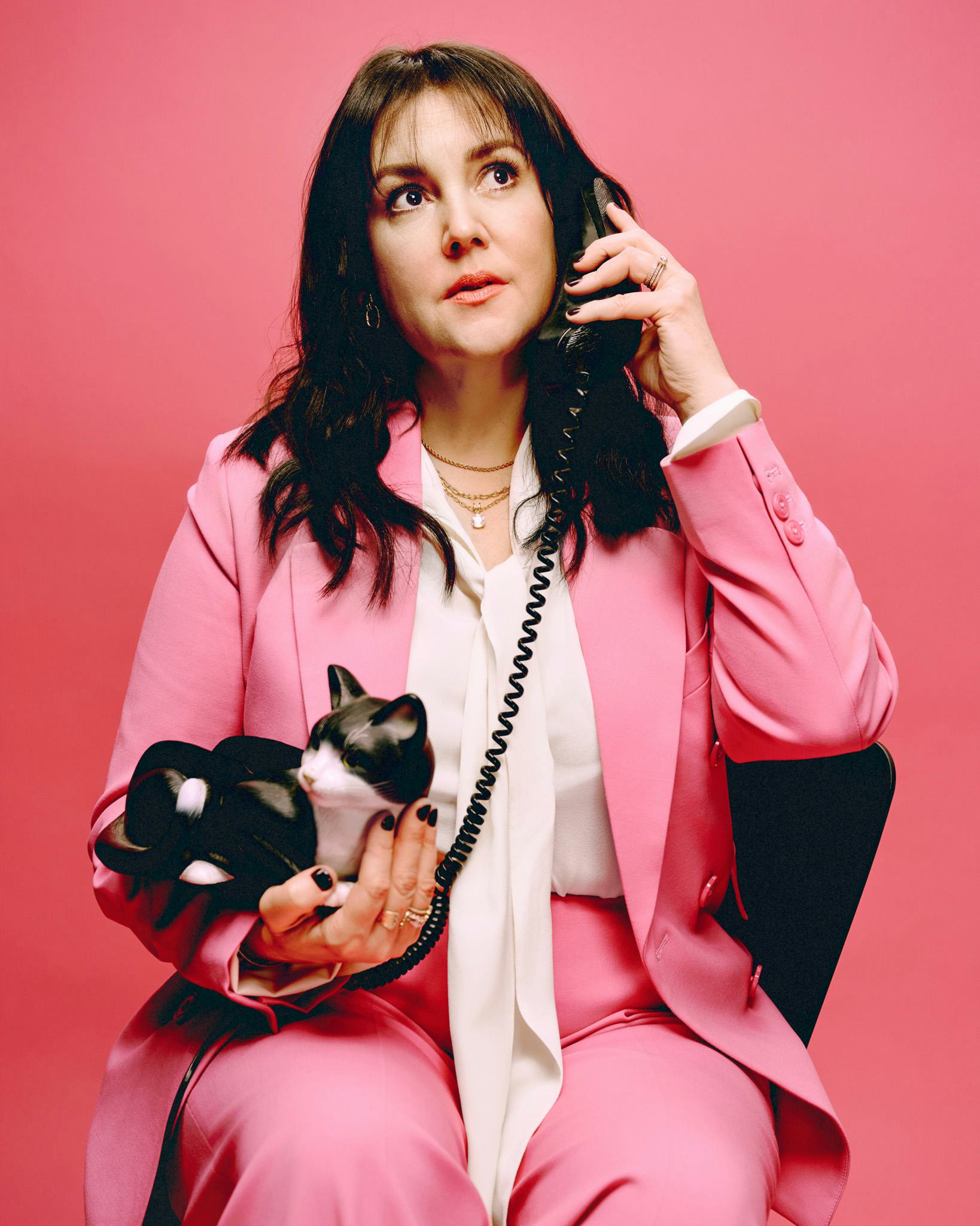 1638x2048 Melanie Lynskey On 'Yellowjackets' S3 & Parenting With Jason Ritter
