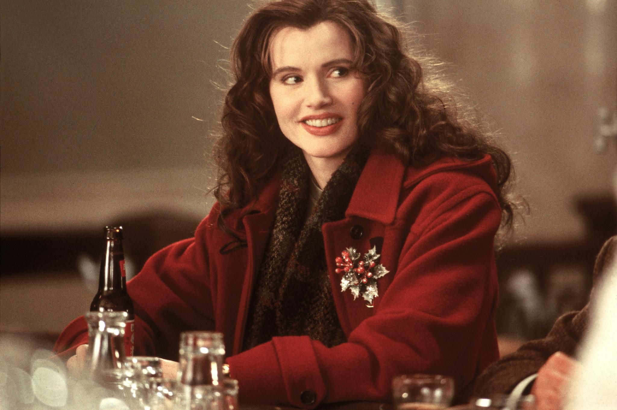 2048x1363 Desktop wallpaper: Geena Davis, Movie, The Long Kiss Goodnight 4K free download for PC. 713399