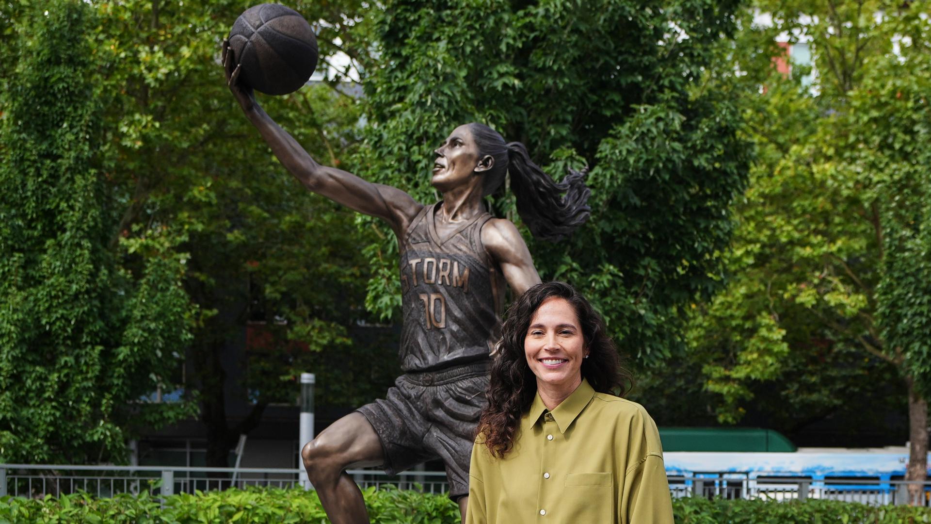 1920x1080 Seattle Storm honors WNBA legend Sue Bird with statue