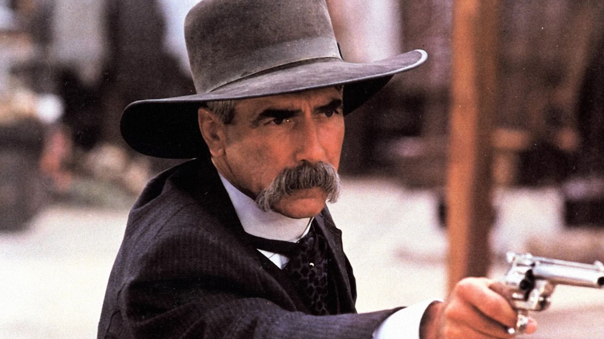 1920x1080 Landman' Elliott & Billy Bob Thornton Reunite For Third Western Since 'Tombstone'