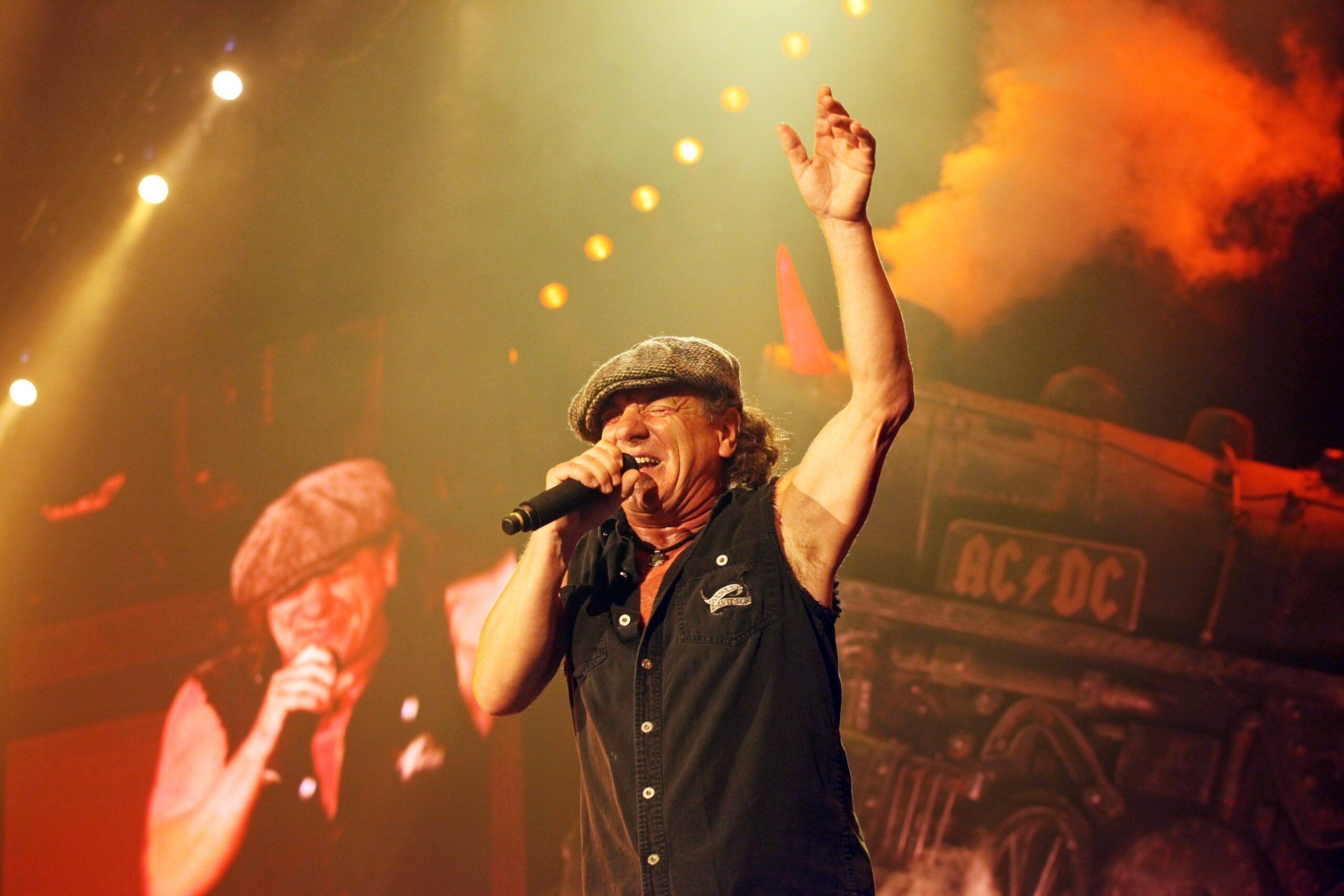 2560x1707 Brian Johnson Wallpaper