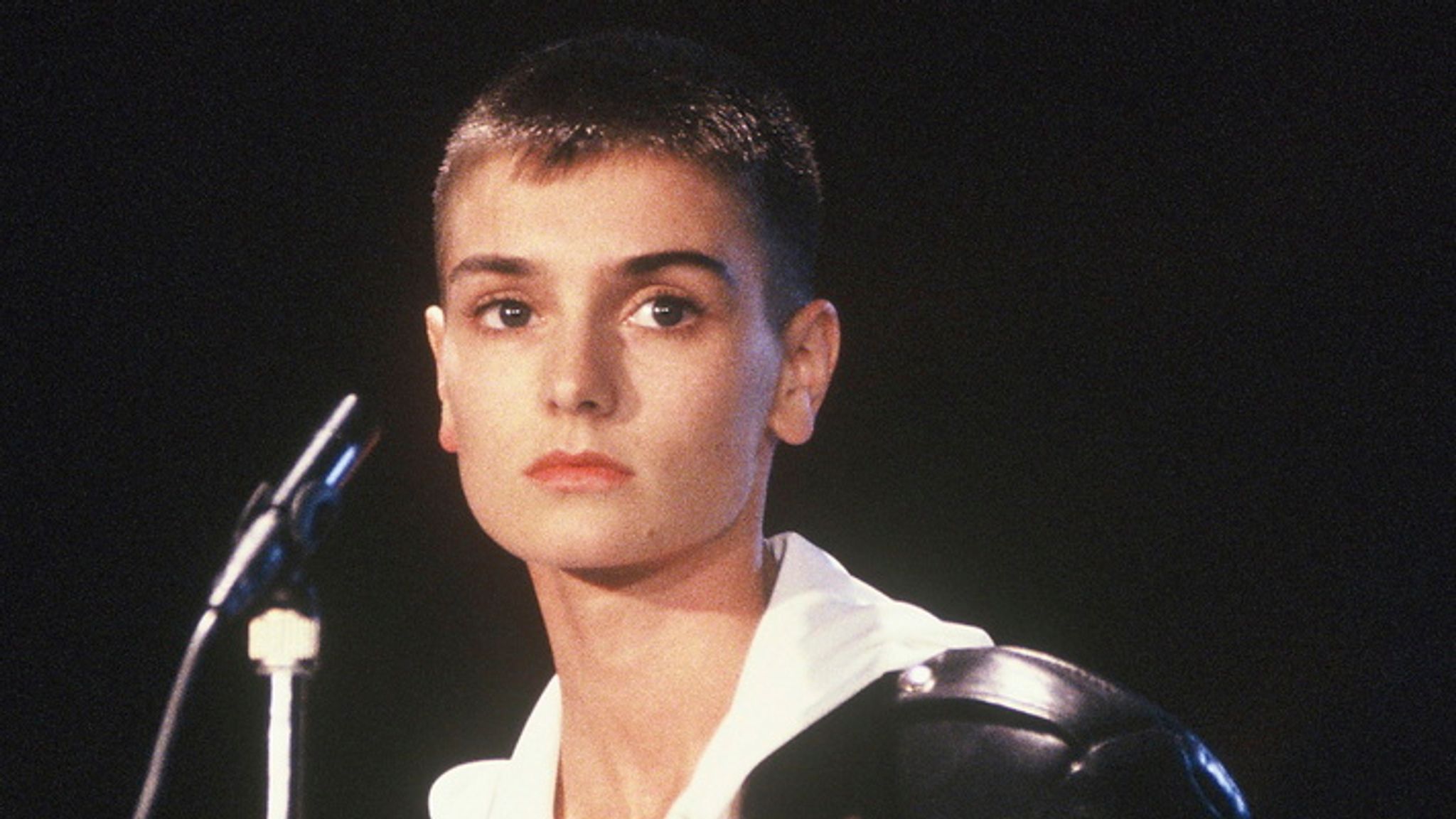 2048x1152 Sinead O'Connor dies: The unapologetic singer's rise to stardom and personal struggles. Ents & Arts News