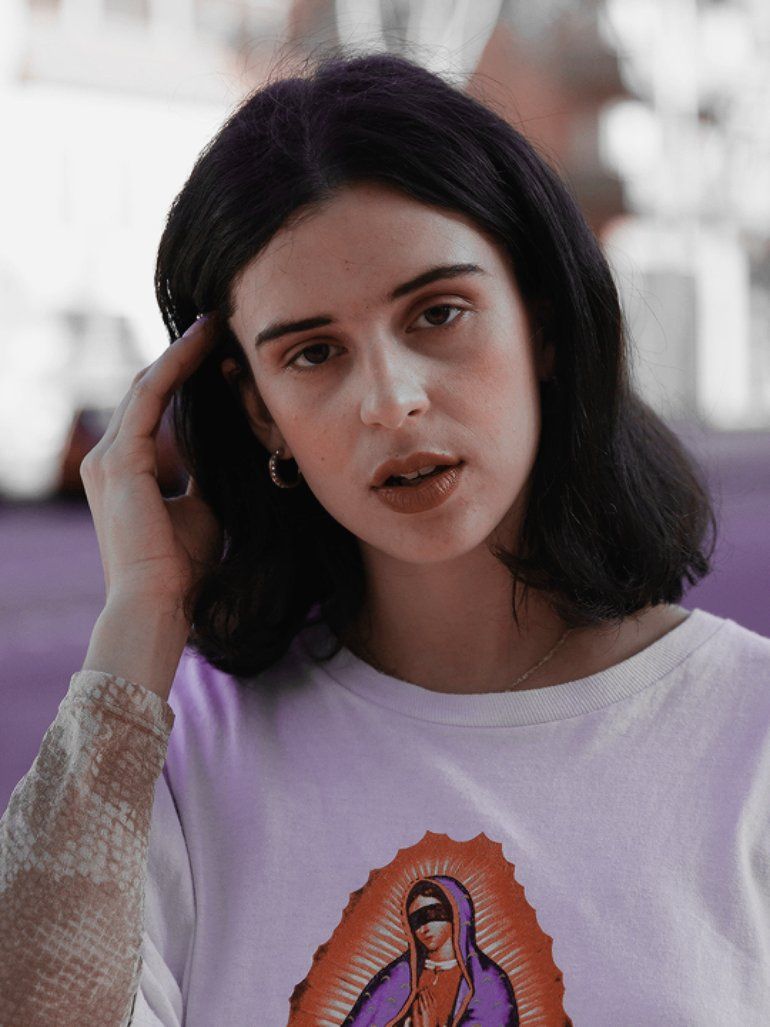 770x1027 Nathy Peluso Wallpaper