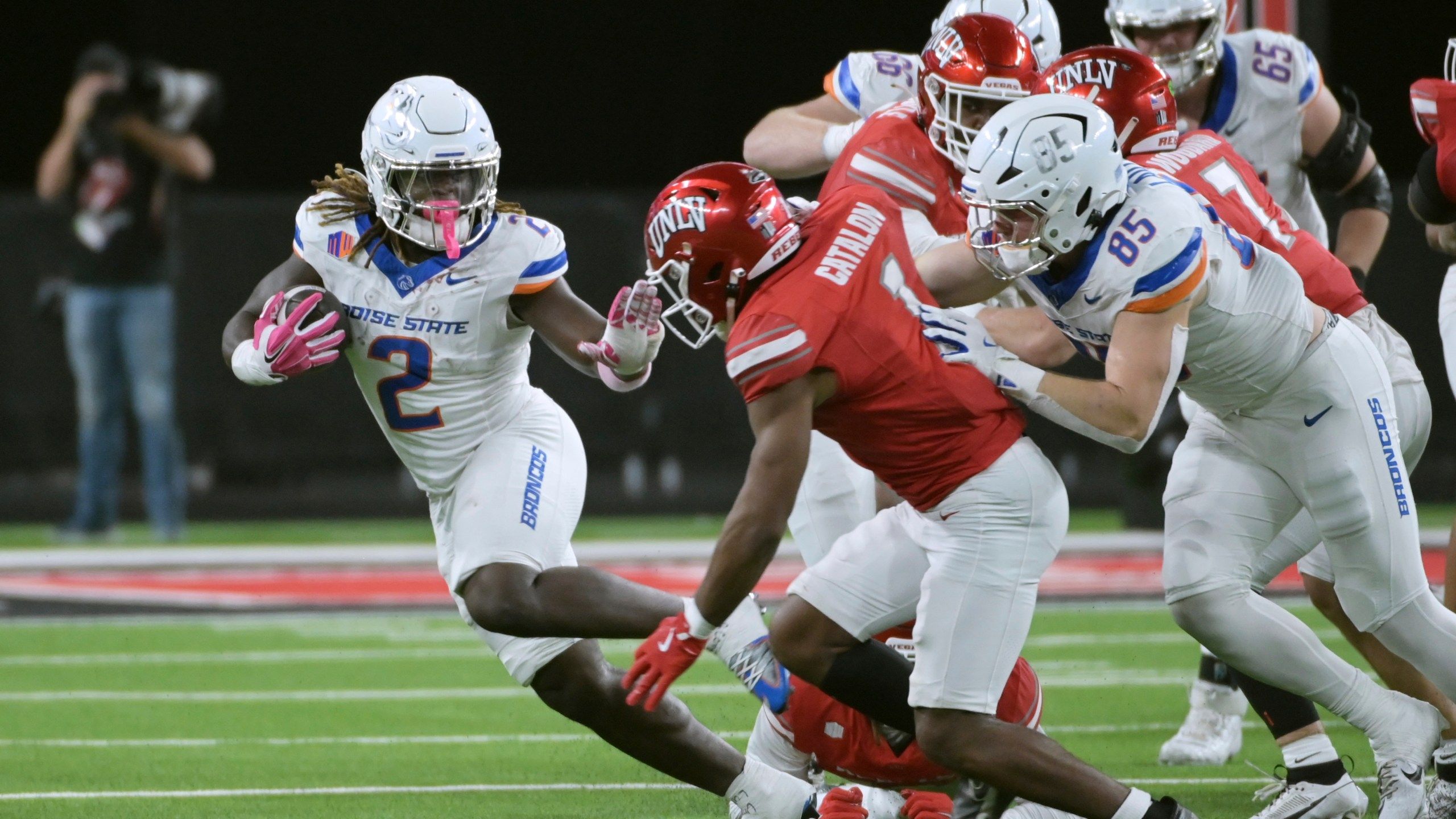 2560x1440 Ashton Jeanty Runs For 128 Yards And Winning TD, No. 17 Boise State Beats UNLV 29 24