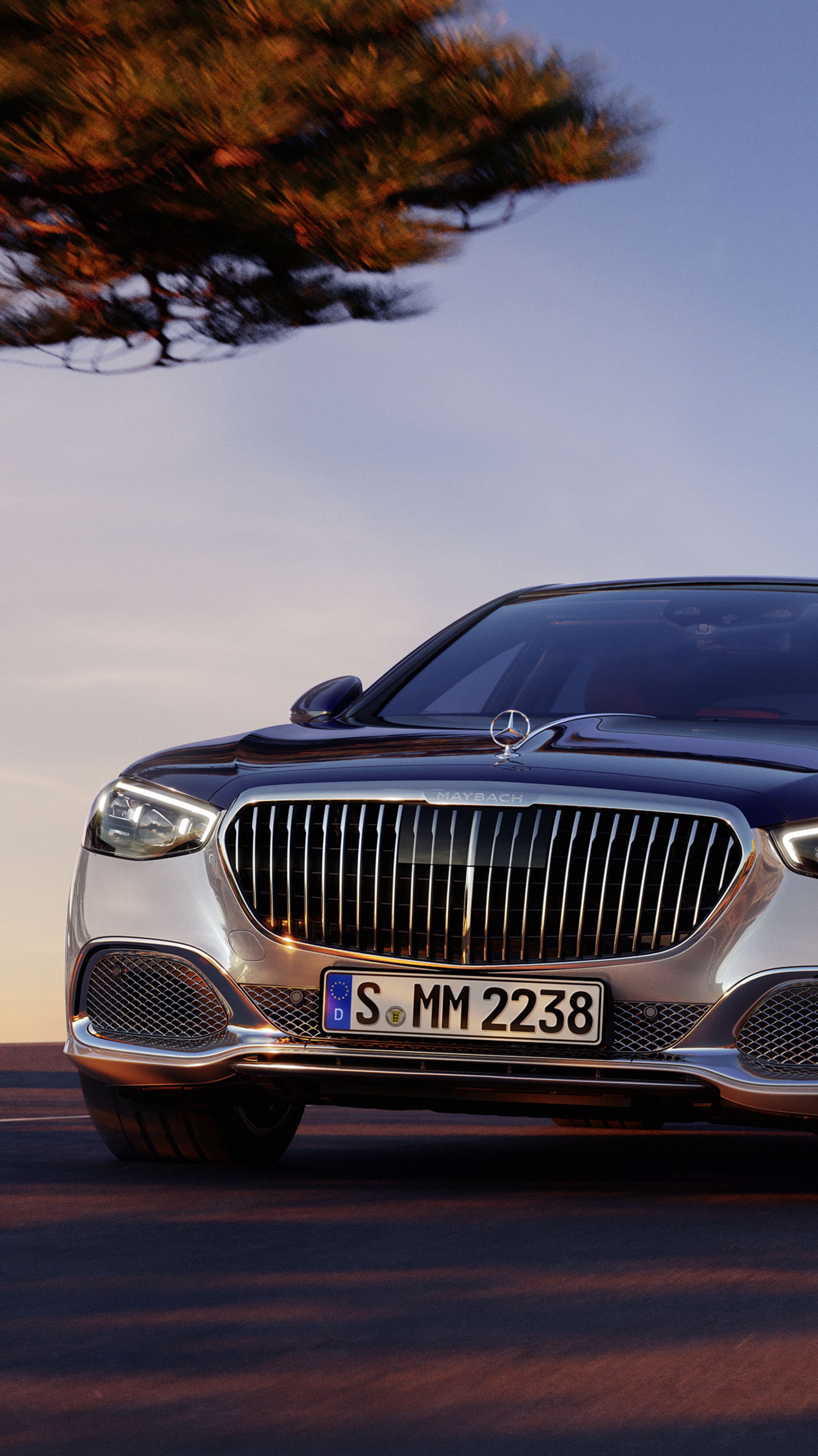 2160x3840 Mercedes Benz Maybach Wallpaper