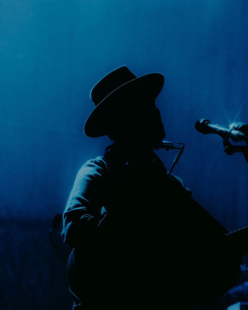 819x1024 Photography + Review: Gregory Alan Isakov