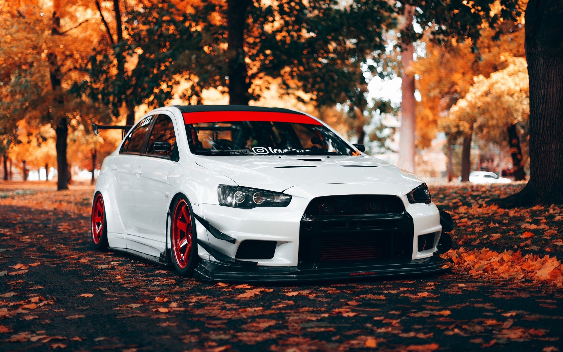 1920x1200 Mitsubishi Lancer Evolution X Autumn 4K Wallpaper