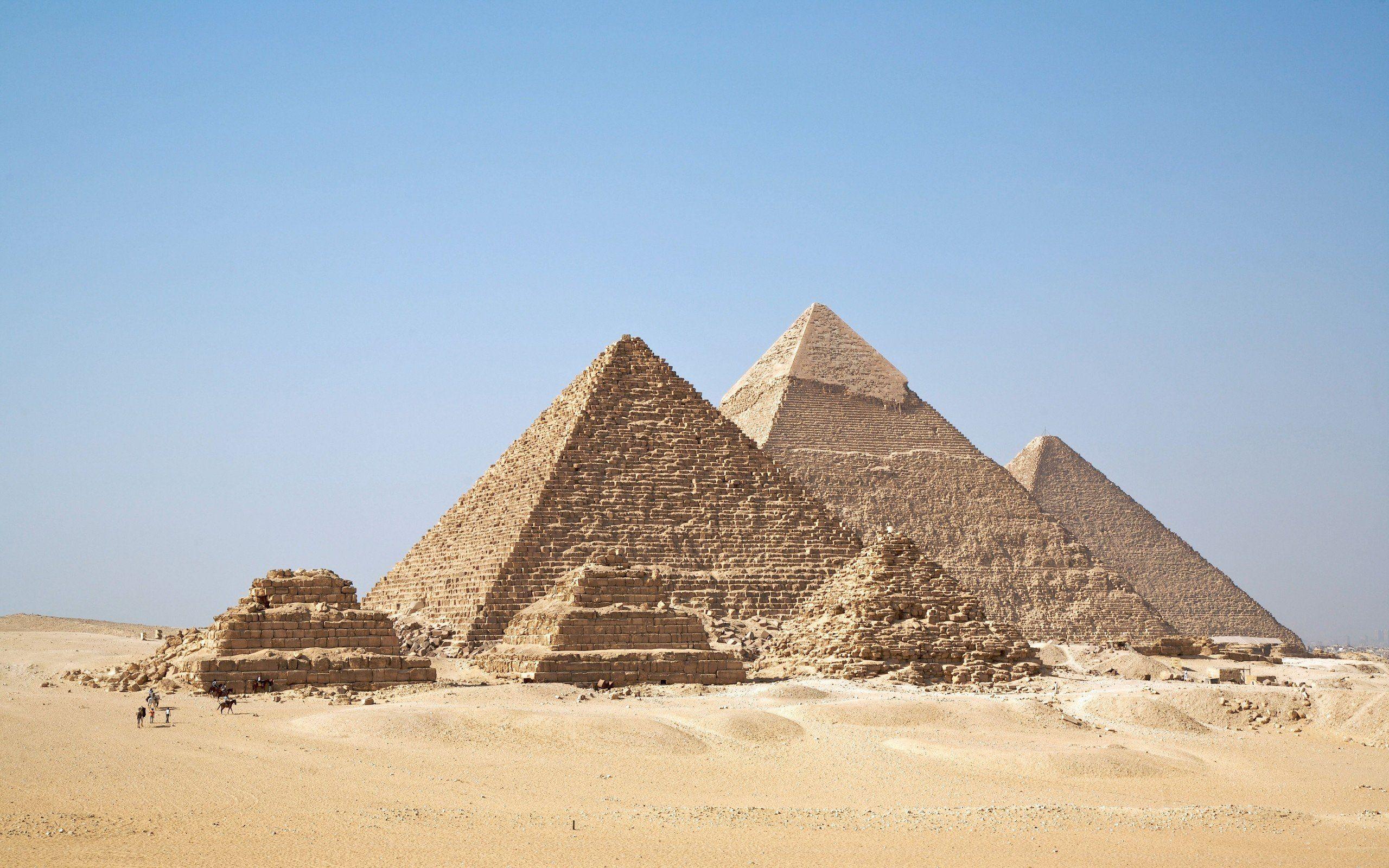 2560x1600 Deserts Egypt pyramids Great Pyramid of Giza wallpaperx1600