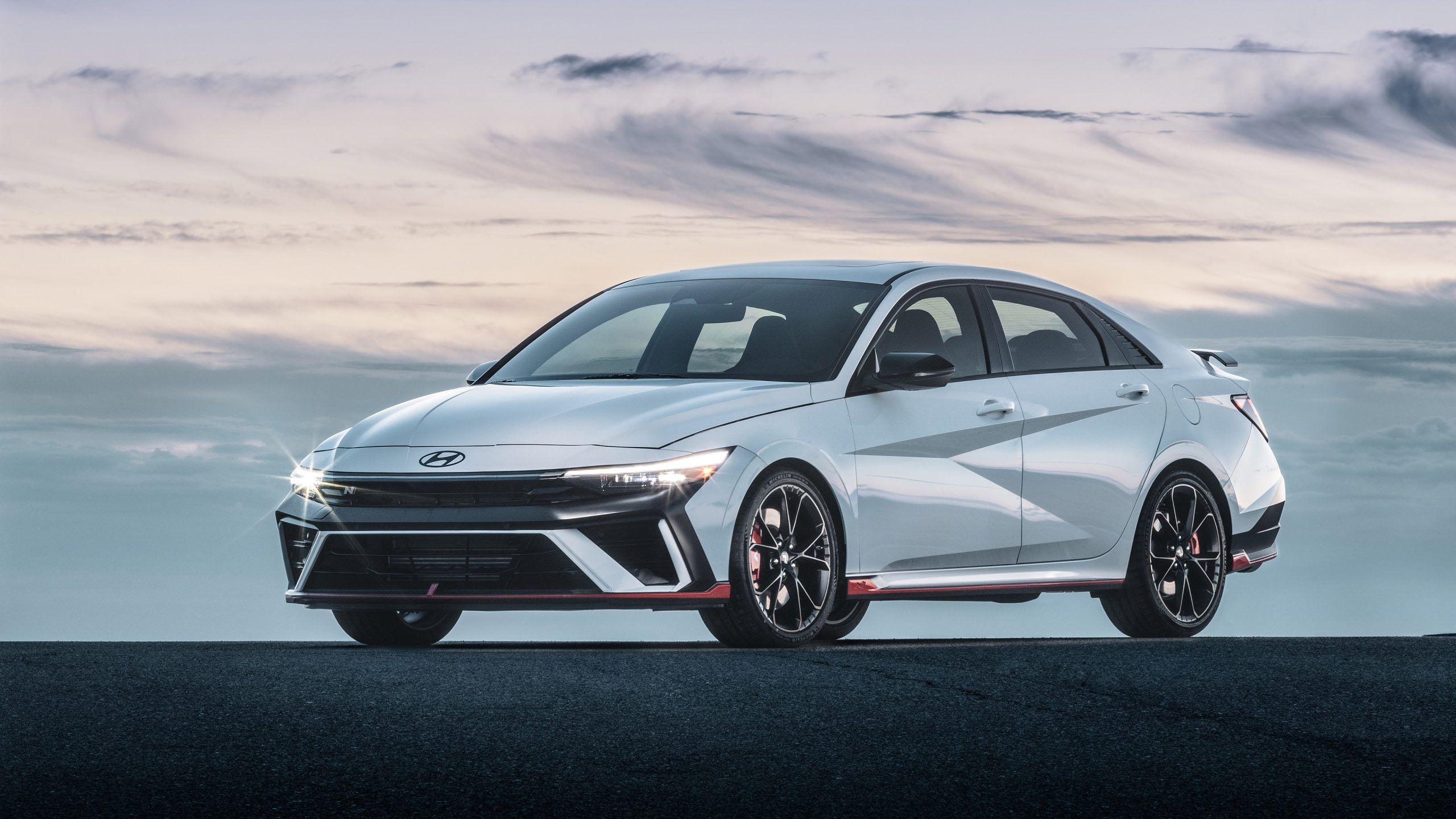 2560x1440 Hyundai Elantra N Wallpaper 2024 Hyundai Elantra N Wallpaper