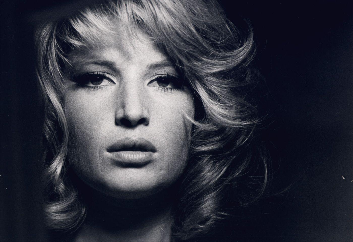 1400x960 Monica Vitti Wallpaper