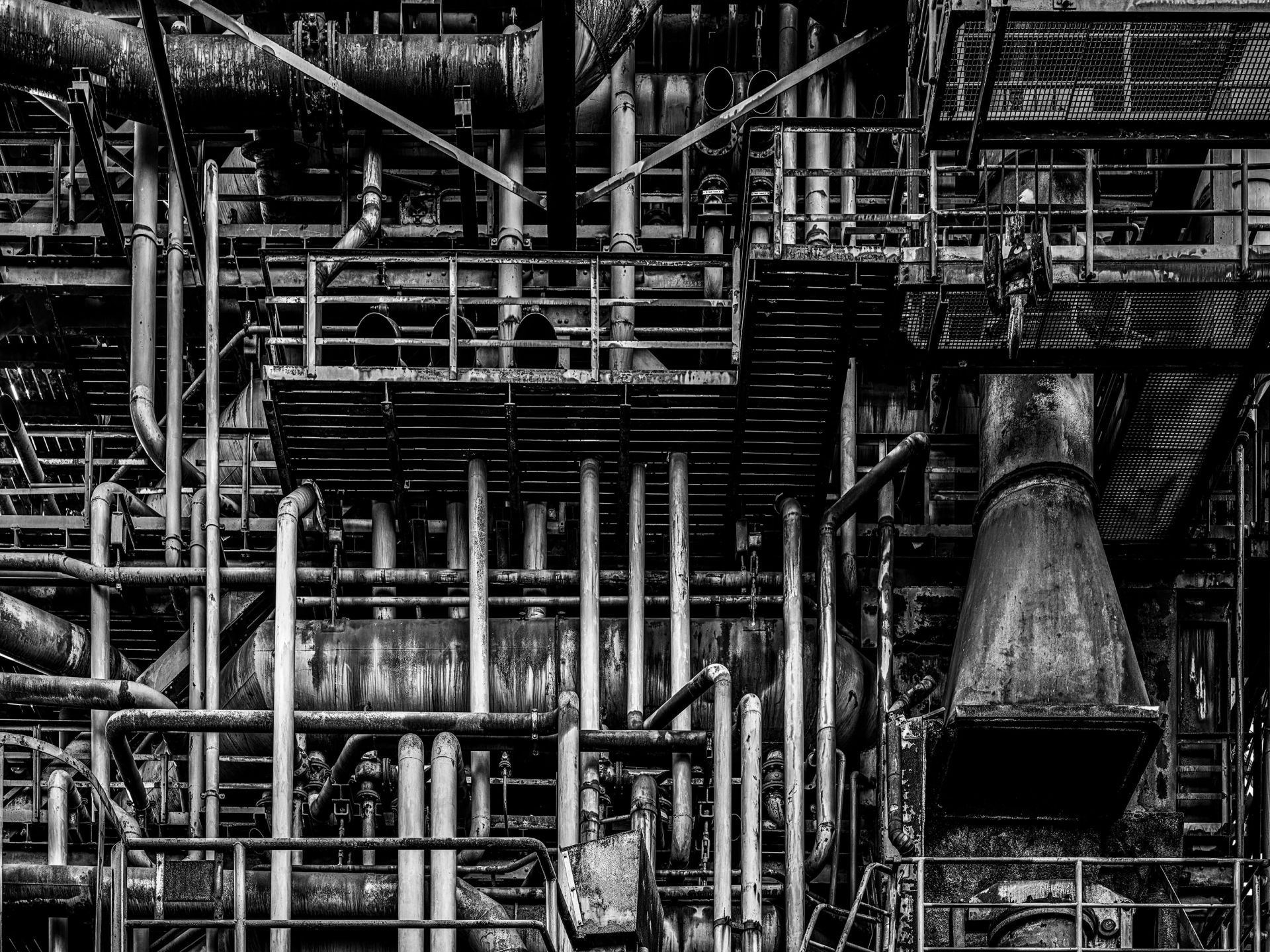 1920x1440 Wallpaper Mural industrial factory in black and white