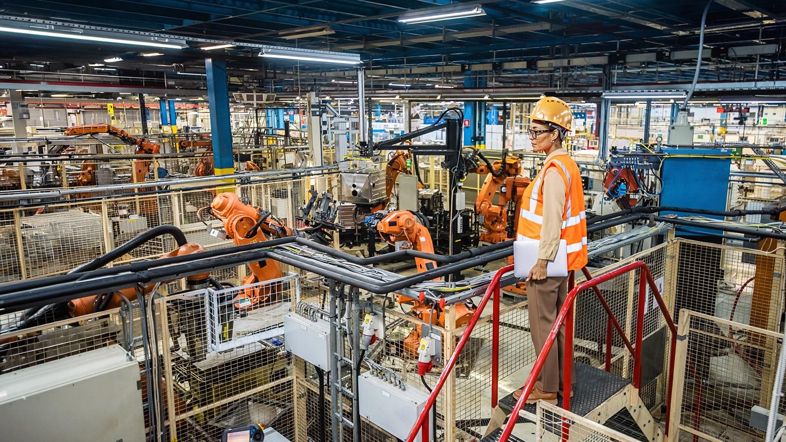 1600x900 Industrial manufacturing's race to 2030