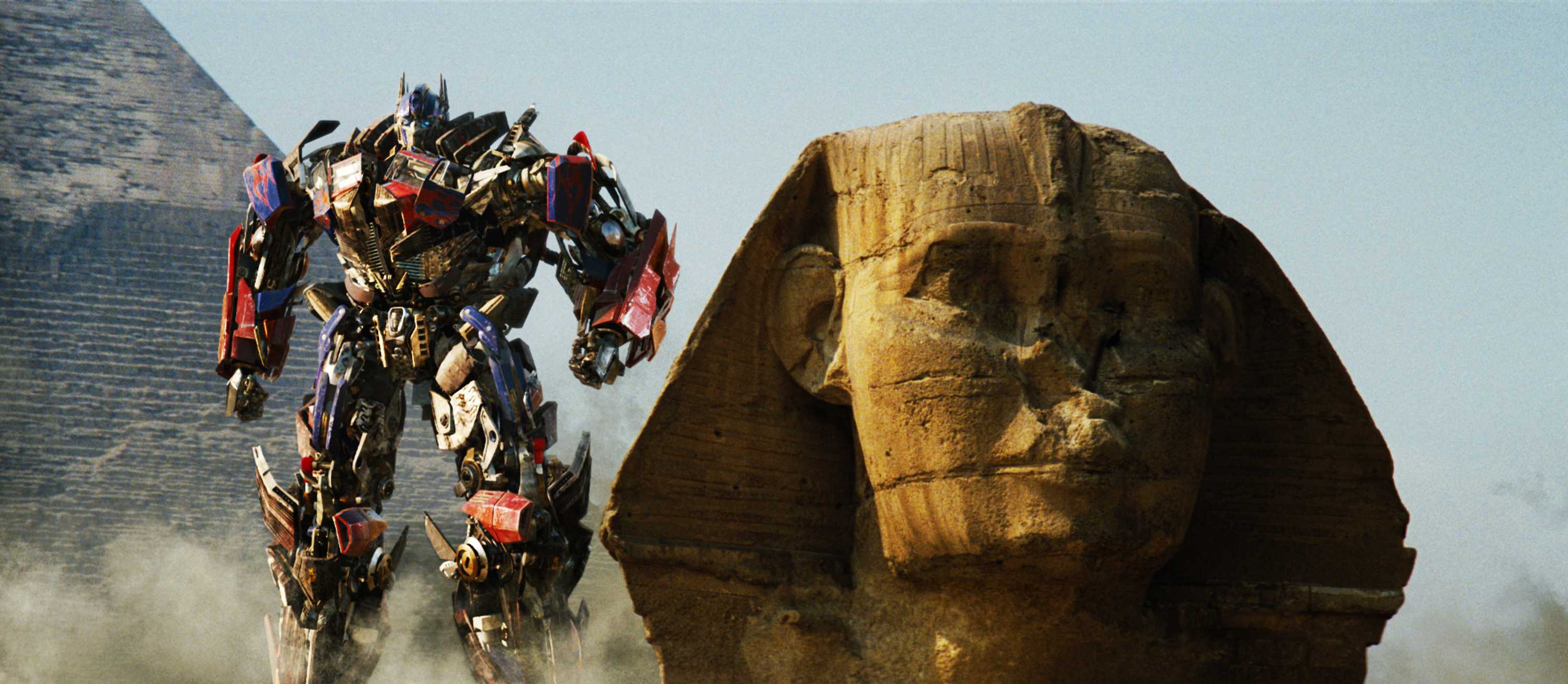 3000x1310 The History of the World According to Michael Bay's Transformers Movies