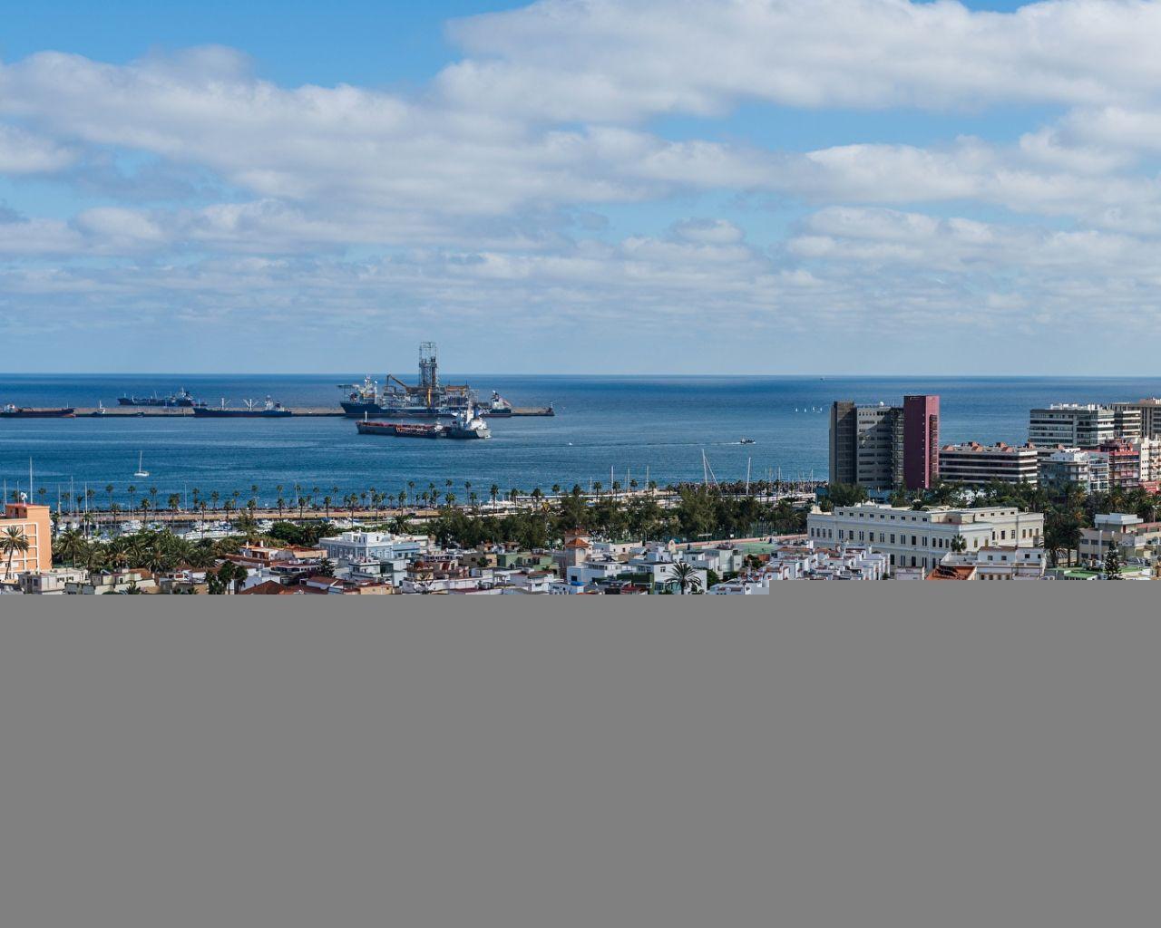 1280x1024 Free download Wallpaper Spain Las Palmas Gran Canaria Ships Pier
