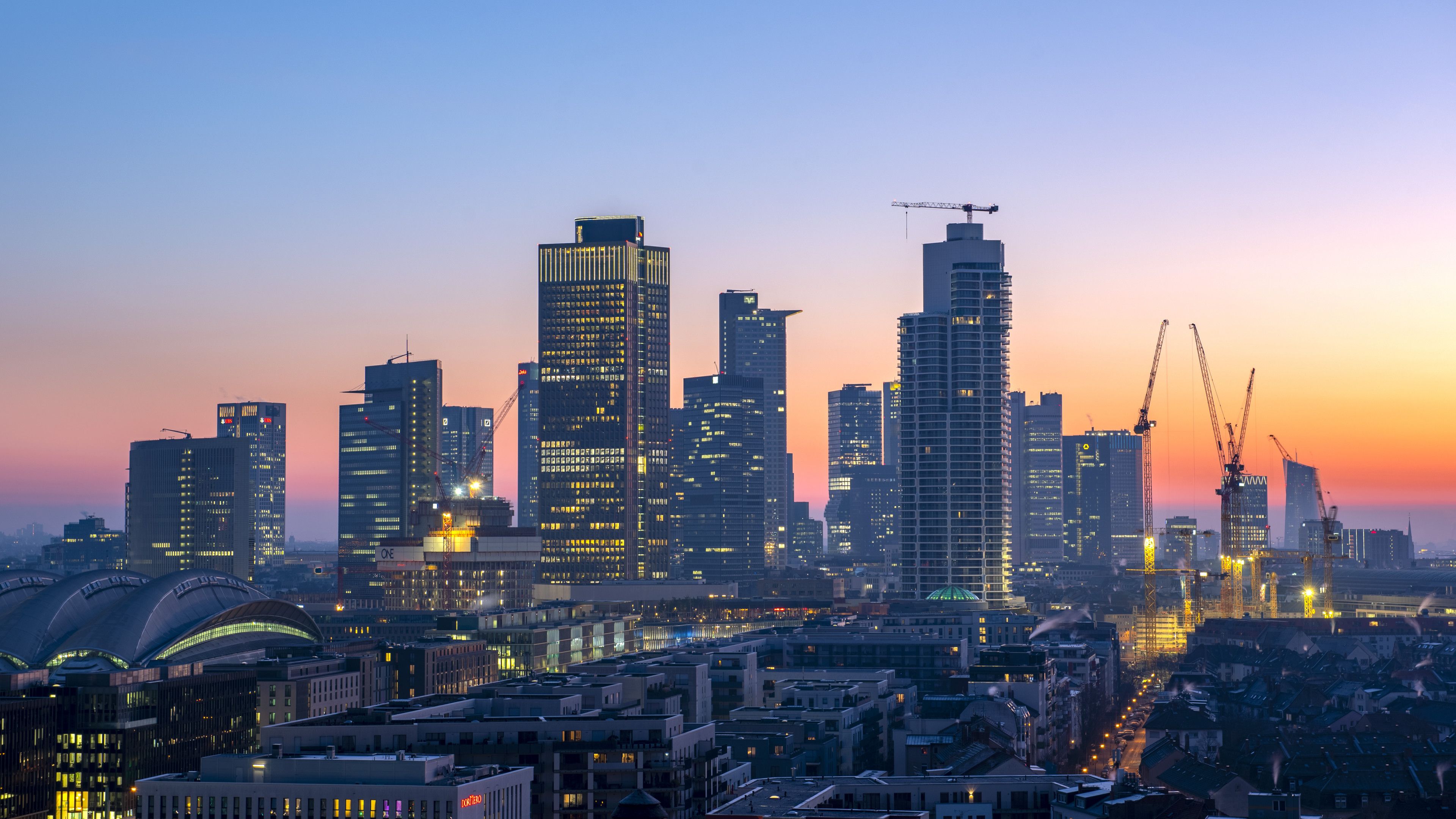3840x2160 Wallpaper Skyline Frankfurt am Main / Frankfurt