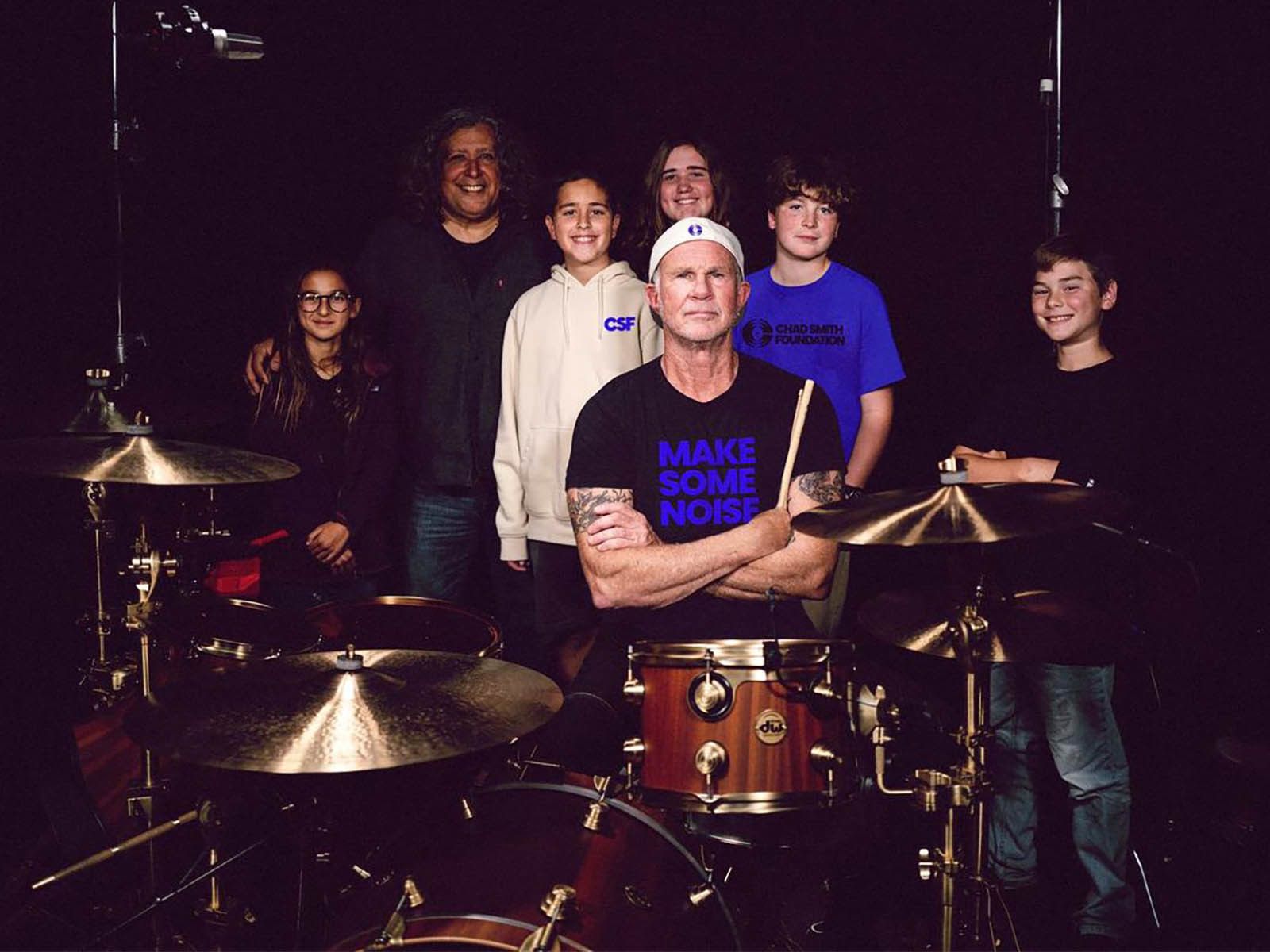 1600x1200 Chili Peppers' Chad Smith launches national music ed program in Milwaukee