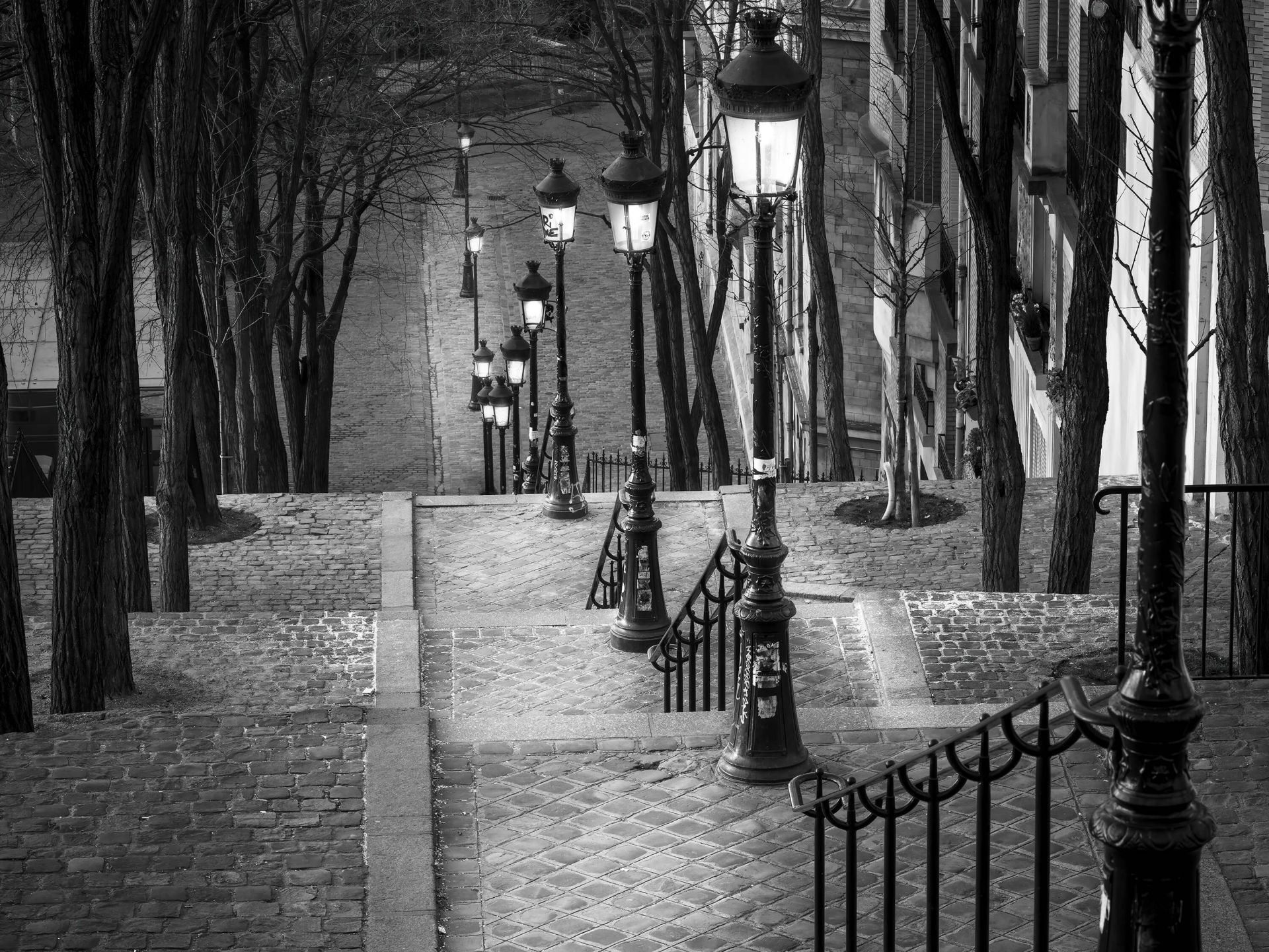 1920x1441 Wallpaper Mural evening in Montmartre