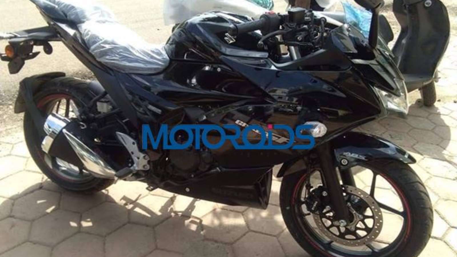1600x900 Suzuki Gixxer SF 2019 Wallpaper