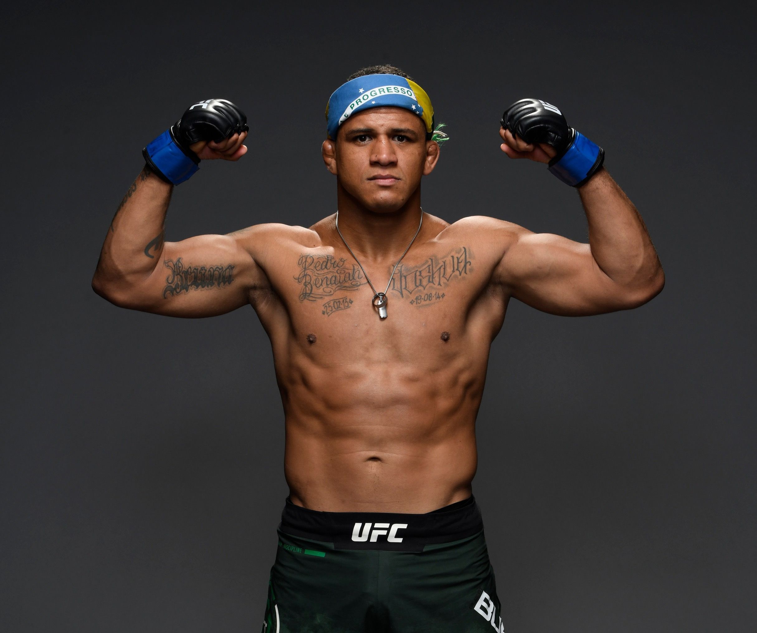 2430x2032 Gilbert Burns, UFC