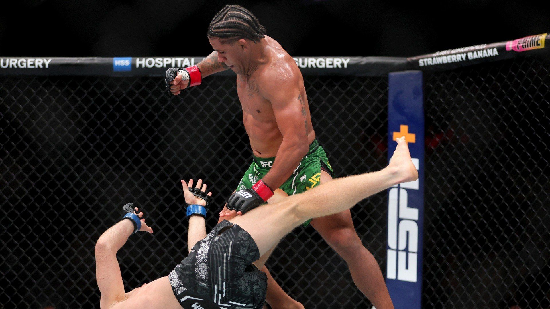 1920x1080 Gilbert Burns Fights Mallott In A High Stakes UFC Event