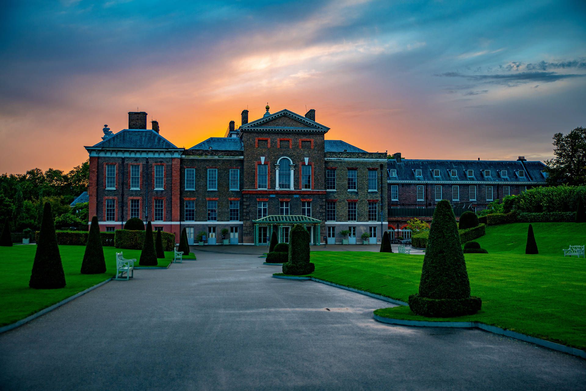 1920x1280 Kensington Palace Picture