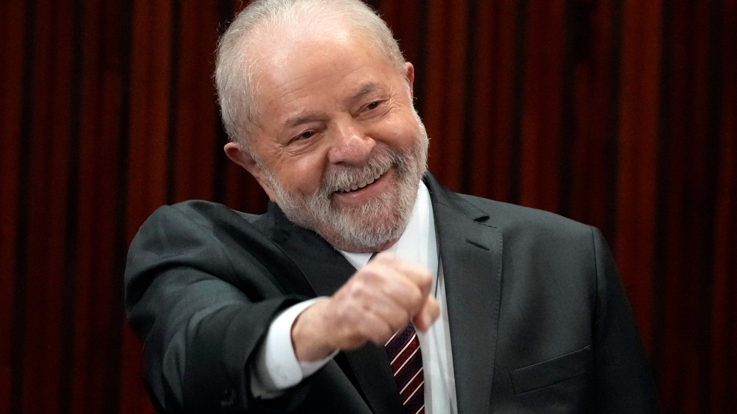 2560x1440 Brazil's Lula sworn in, vows accountability and rebuilding