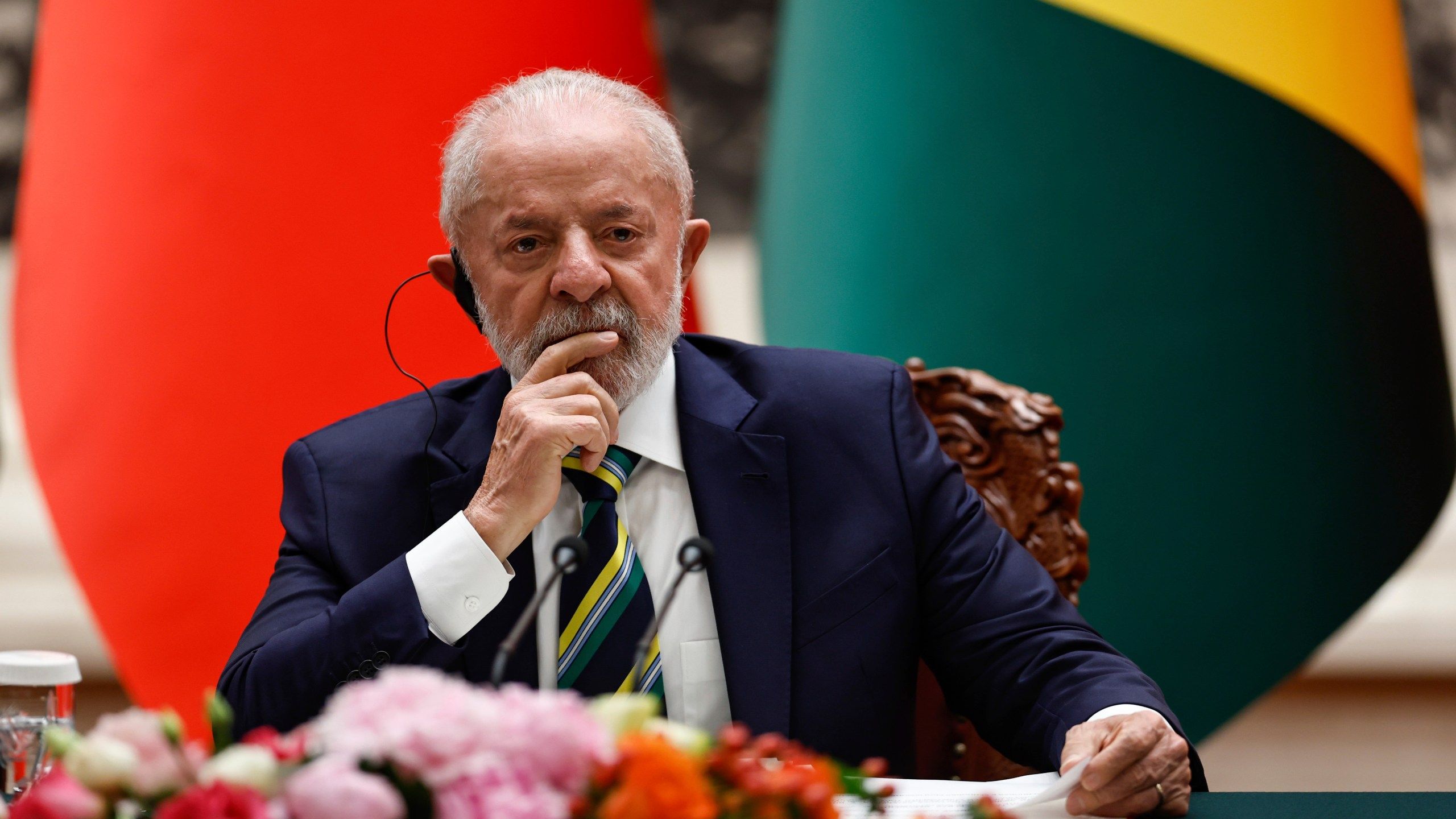 2560x1440 Brazil's Lula says he would try to urge Putin to 'go to Istanbul and negotiate' with Zelenskyy