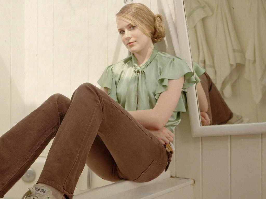 1024x768 Evan Rachel Wood wallpaper