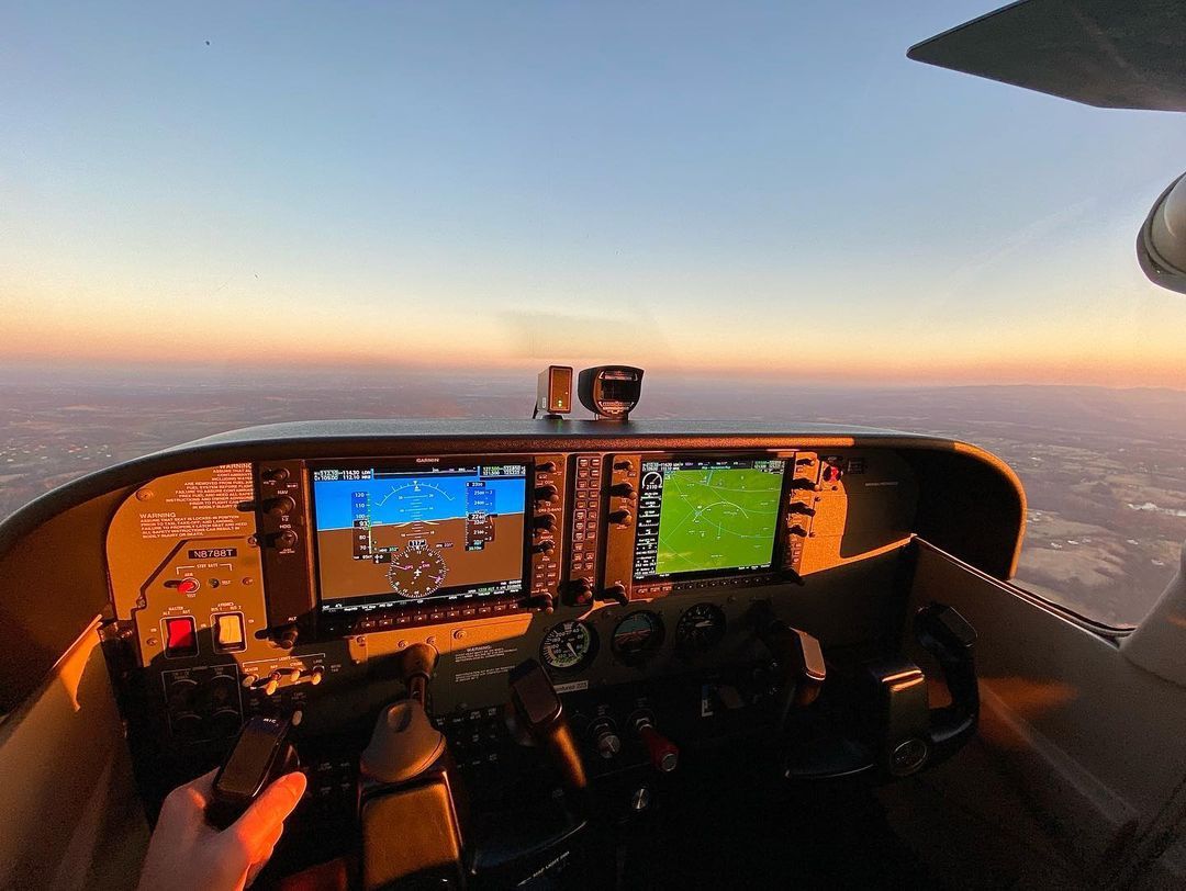 1080x812 The G1000 NXi 172