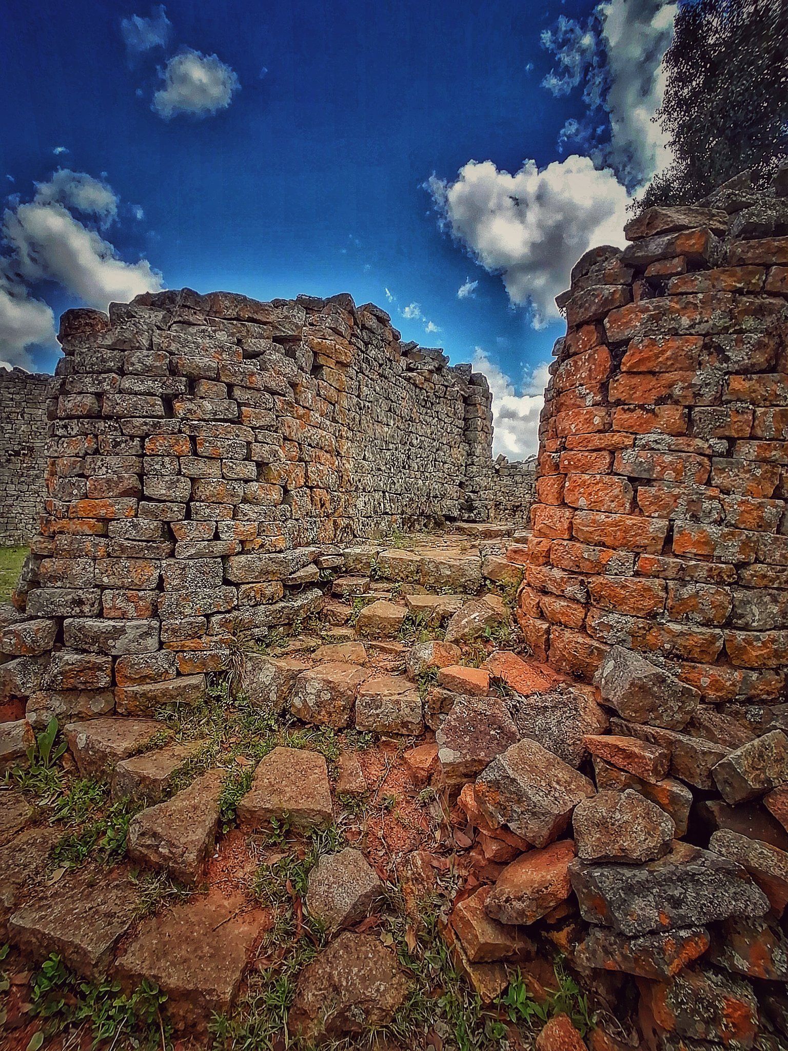 1536x2048 Great Zimbabwe Wallpaper