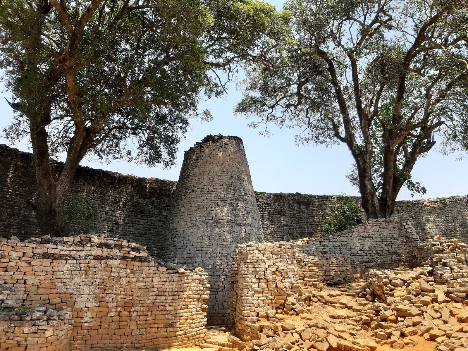 1600x1200 Places to visit in Zimbabwe