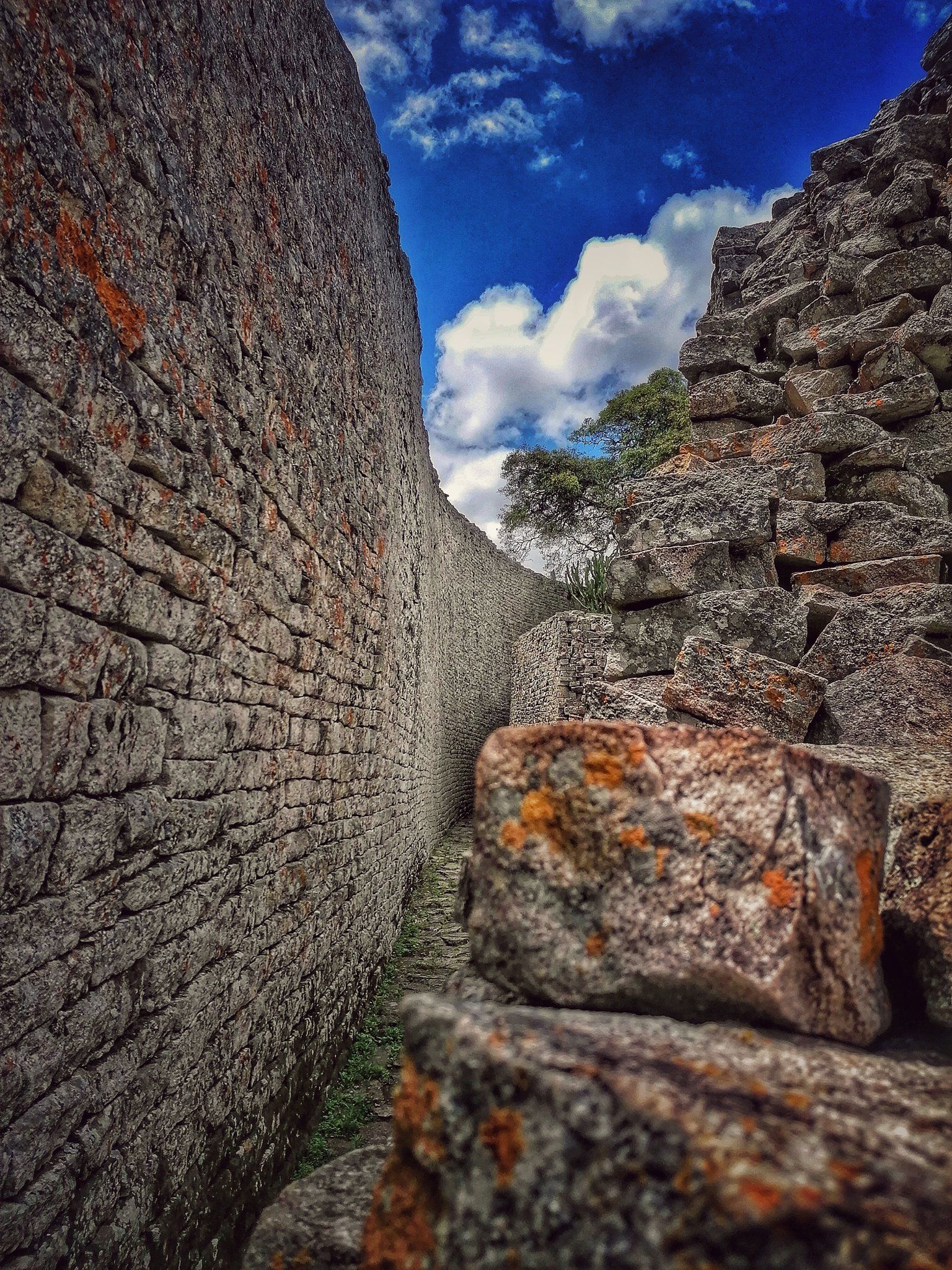 1536x2048 Great Zimbabwe Wallpaper