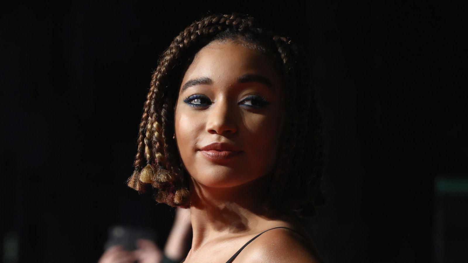 1600x900 Amandla Stenberg Wallpaper