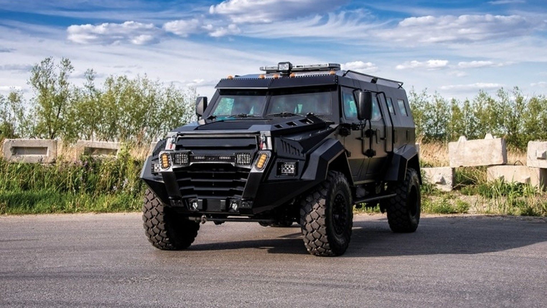 1920x1080 Armored Police Vehicles