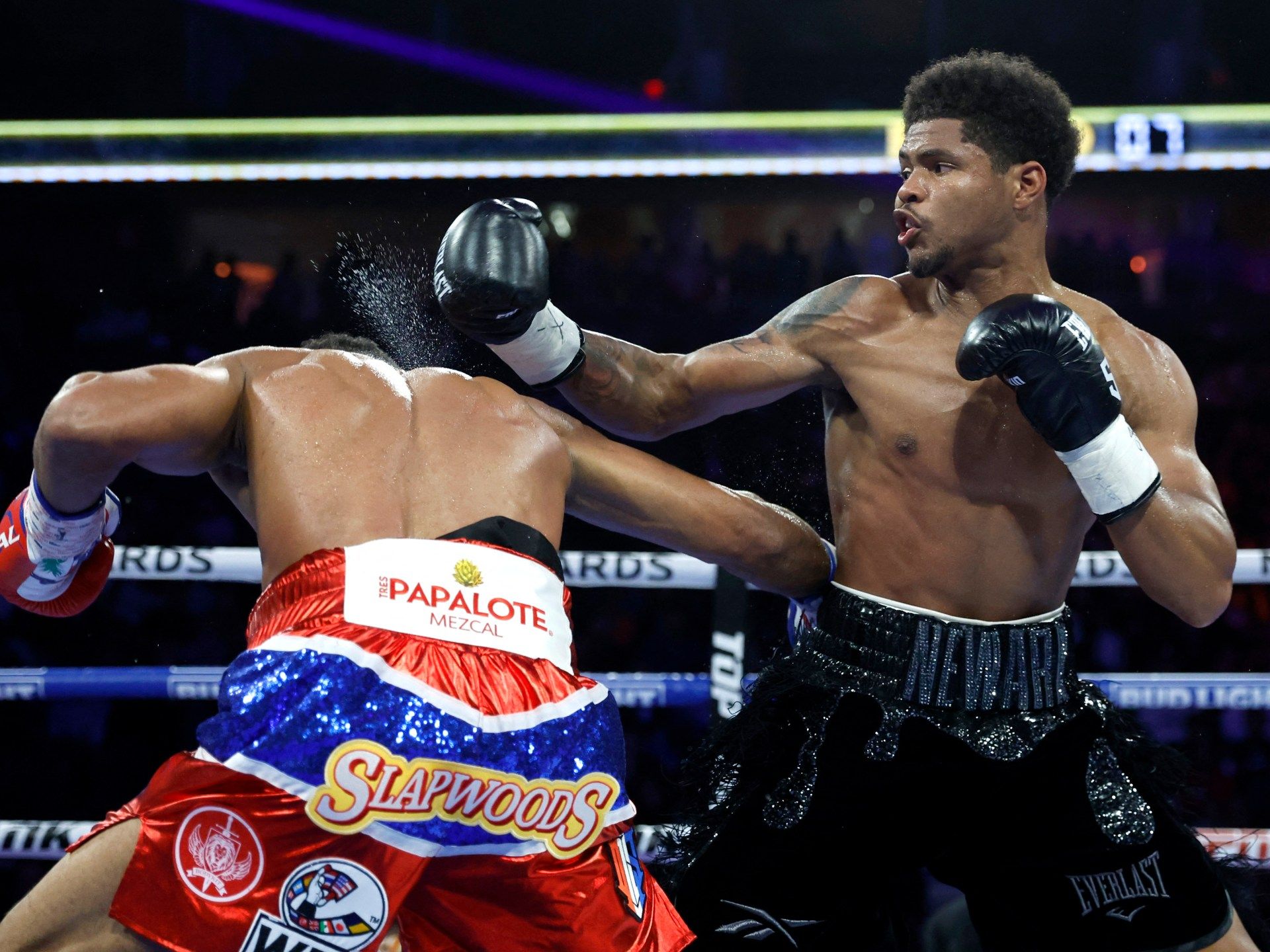 1920x1440 Shakur Stevenson labours to WBC lightweight crown in win over De Los Santos