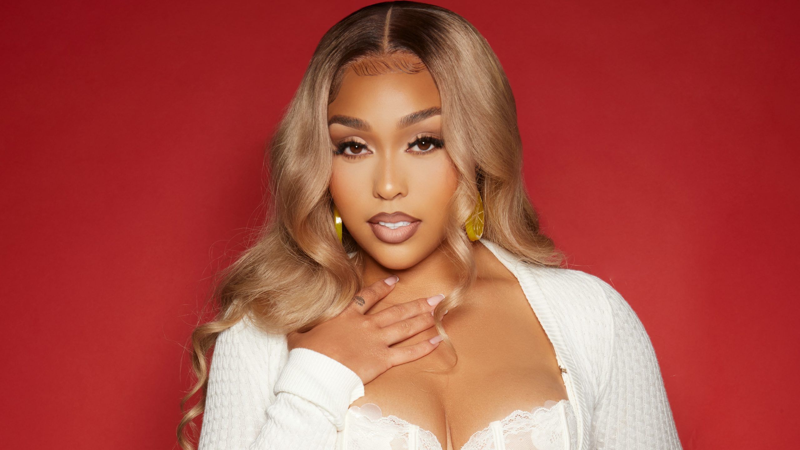 2560x1440 Jordyn Woods On Why It's 'Flattering' When People Copy Your Swag