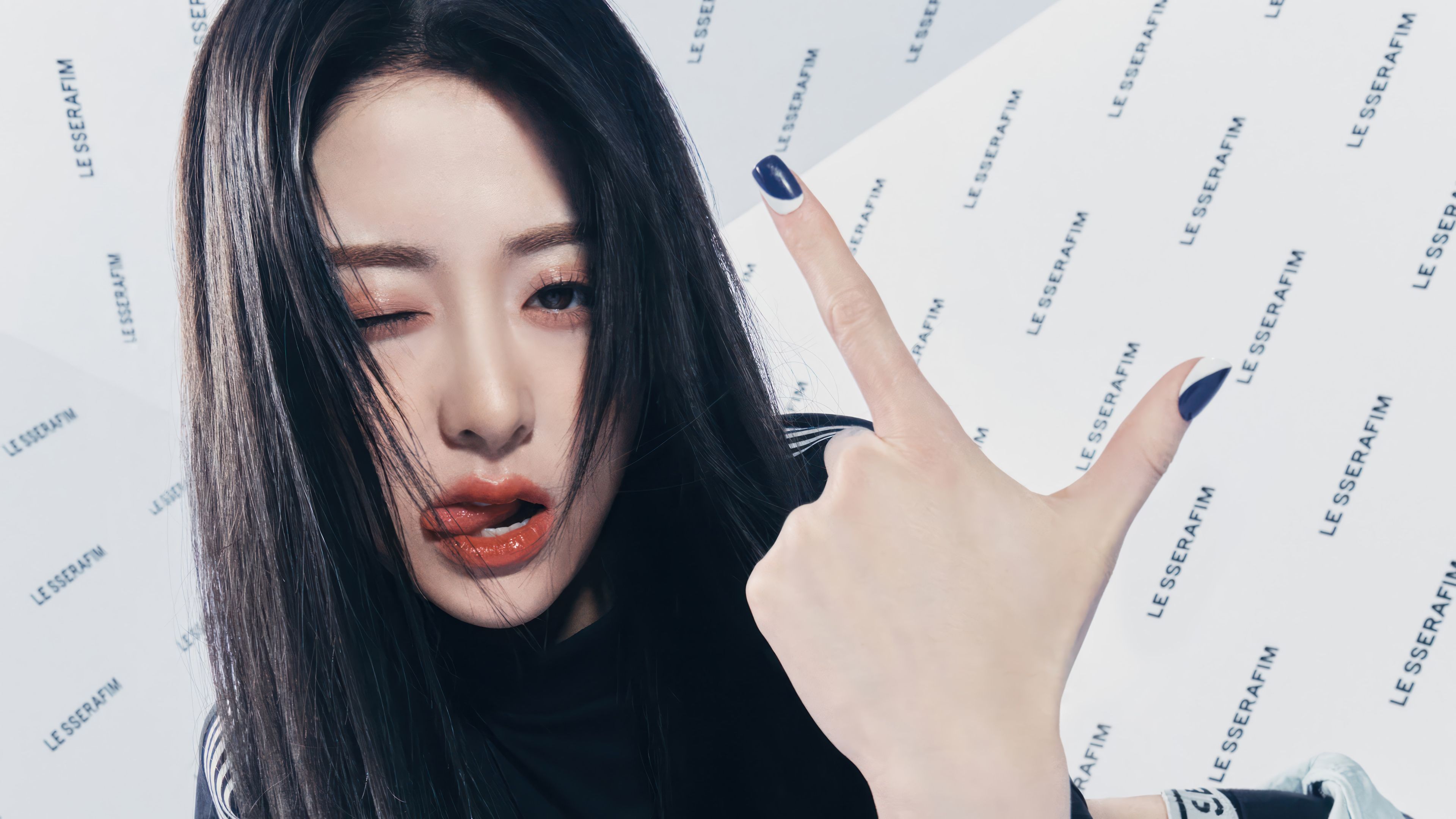 3840x2160 Huh Yunjin Wallpaper 4K, South Korean Singer, K Pop Singer