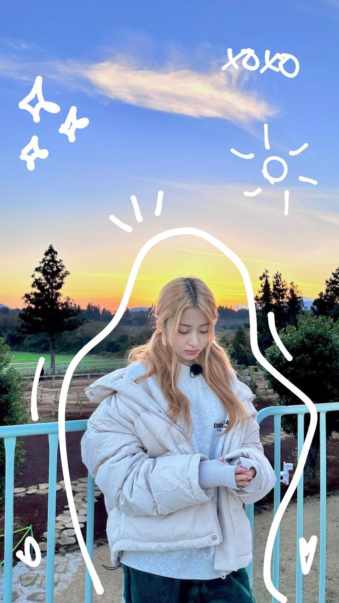 675x1200 Huh Yunjin Phone Wallpaper