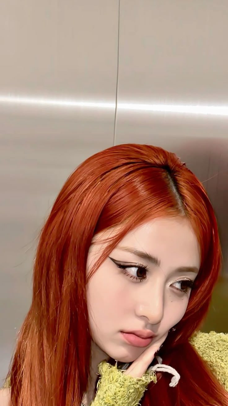 736x1308 HUH YUNJIN IG UPDATE Wallpaper Lockscreens